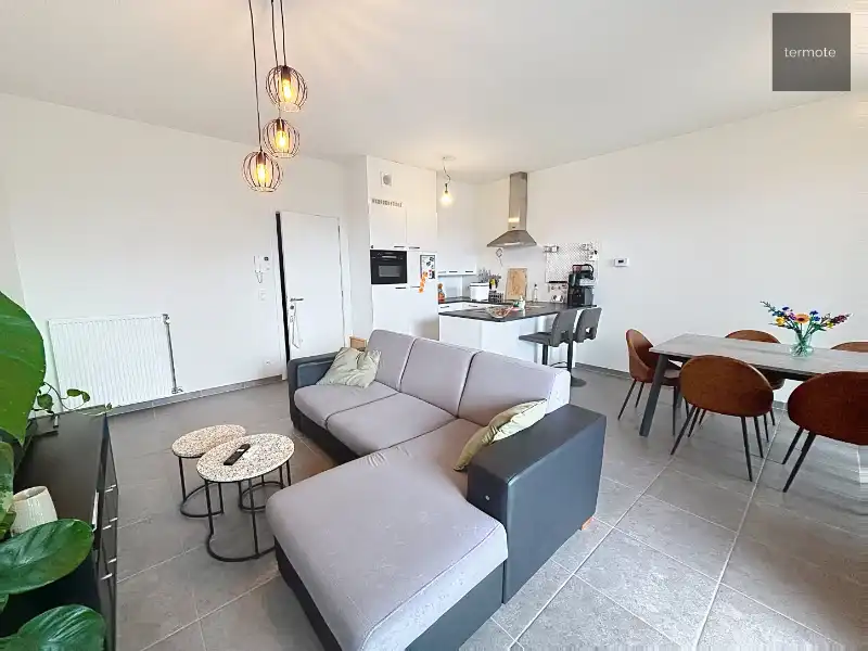 Lichtrijk appartement foto 4