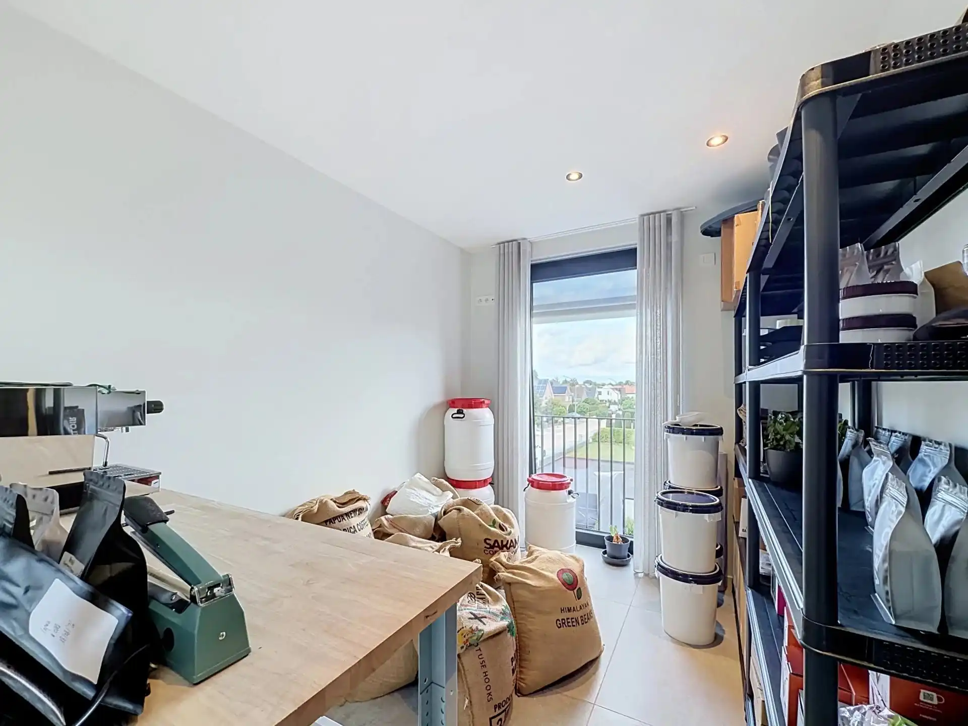 LUXUEUS APPARTEMENT OP DE BOVENSTE VERDIEPING IN HARTJE LOMMEL foto 23