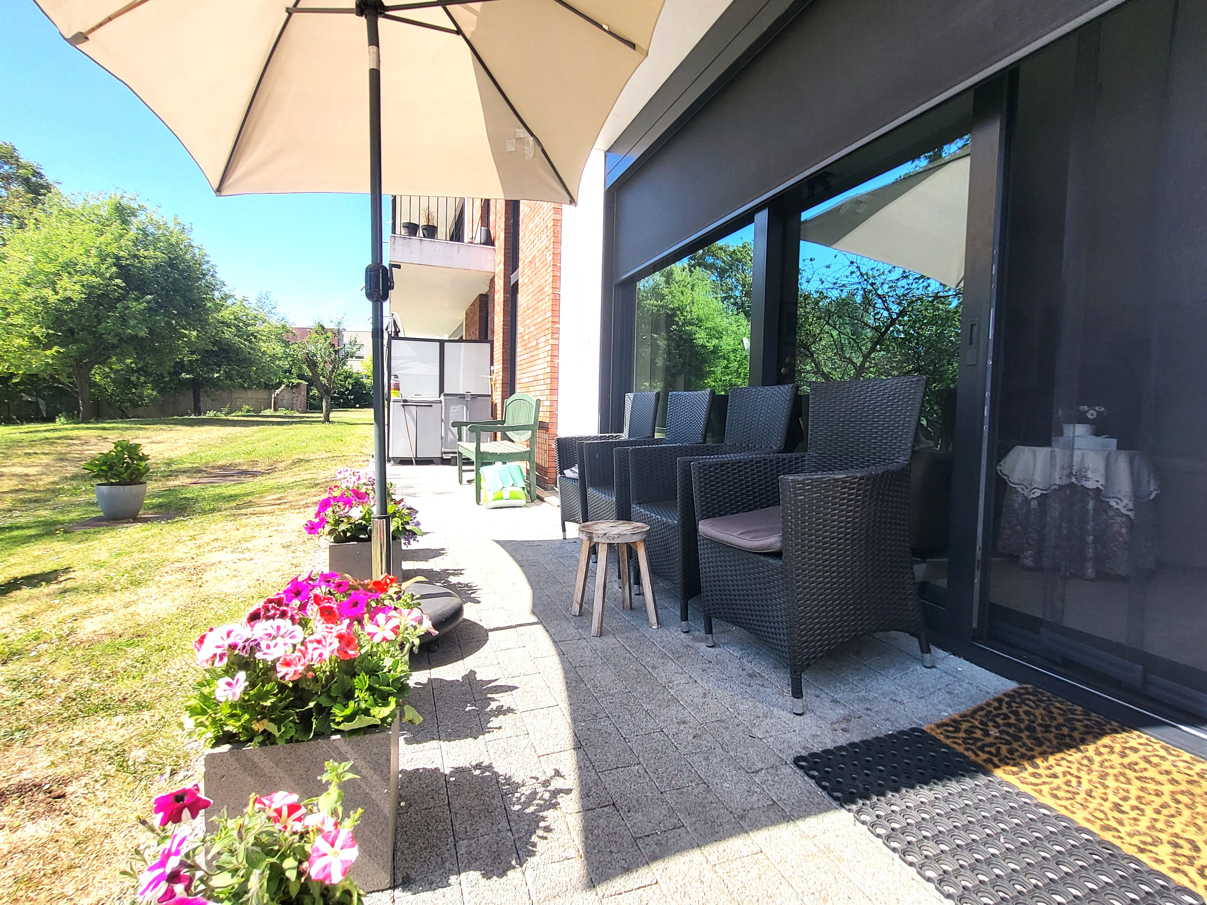 Prachtige assistentiewoning van 70m² met zonnig terras en gemeenschappelijke tuin, veel lichtinval! Ideale investering, verhuurd aan 26,21€/ dag.  foto 14