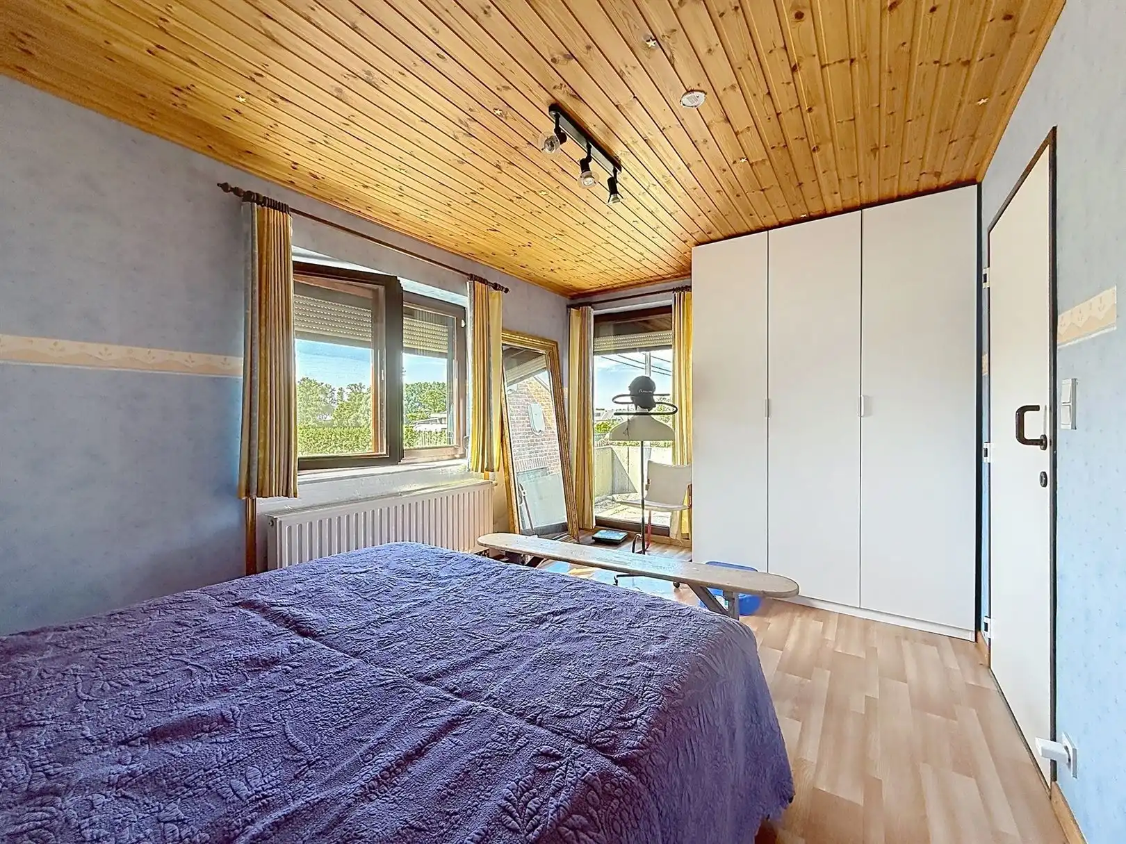Ruime landelijke woning met 5 slpks, 19a 76ca foto 20
