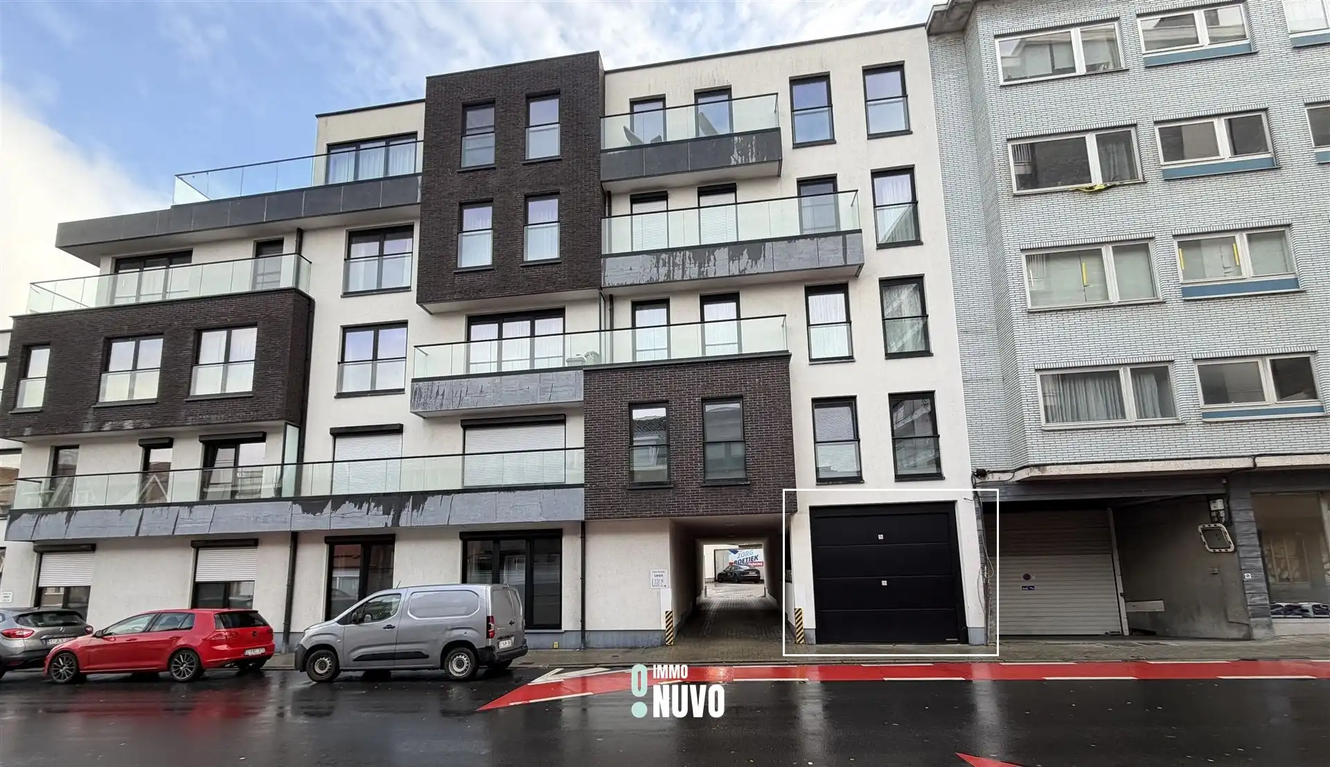 Parking foto {{pictureIndex}}