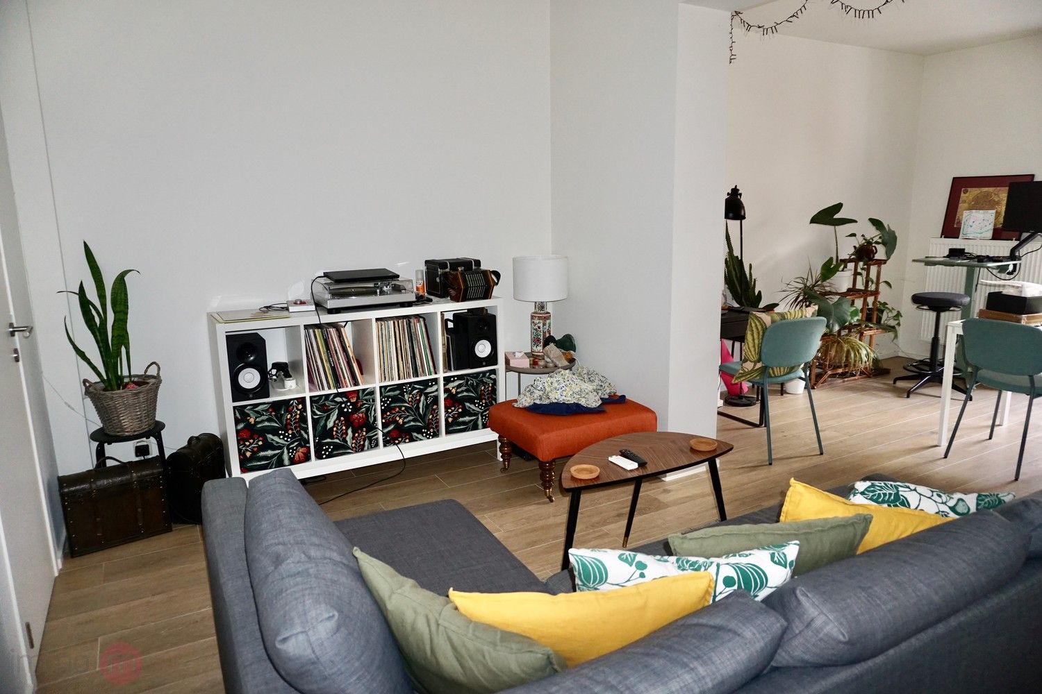 Gerenoveerd 1 slaapkamer appartement met groot terras/binnenkoer en garage. foto 9