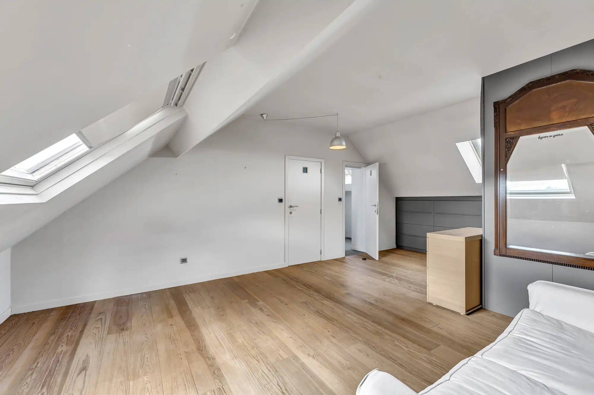 Hoeve te koop met 4 slaapkamers op prachtig perceel foto 20