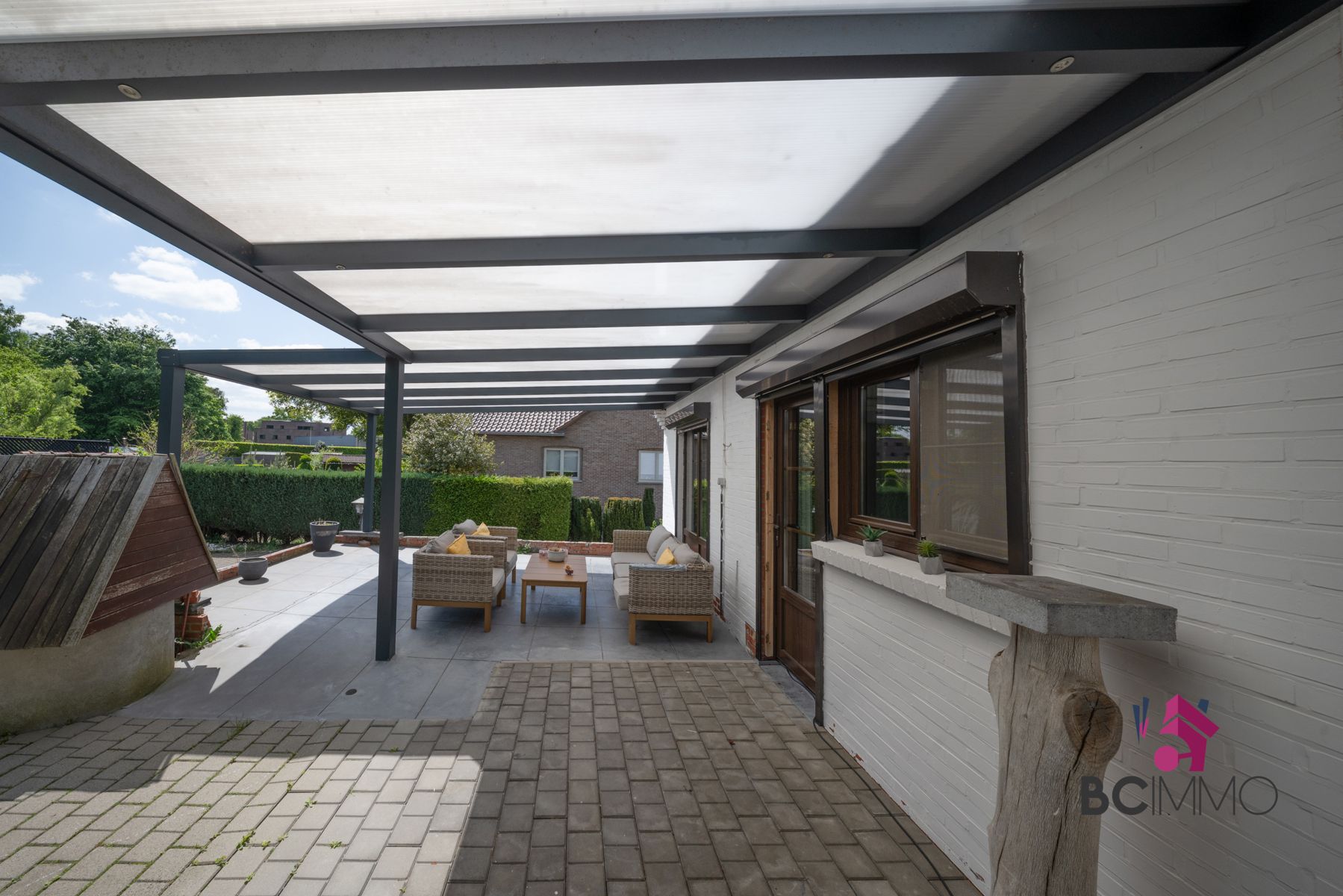 Gerenoveerde gelijkvloerse woning met 3 slaapkamers foto 6