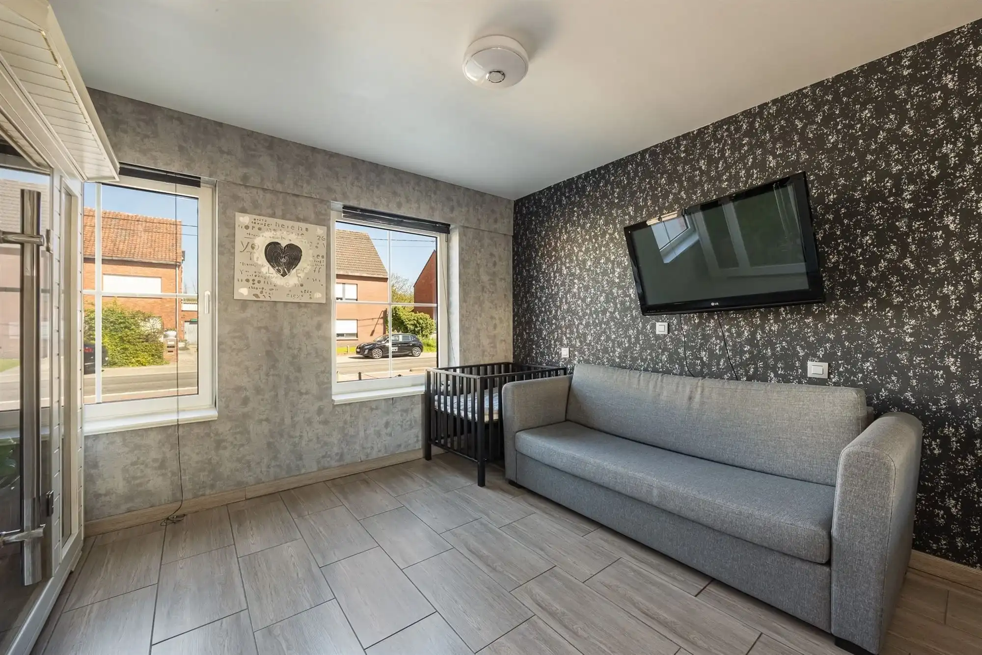 Ruim gelijkvloersappartement met zwembad  foto 16