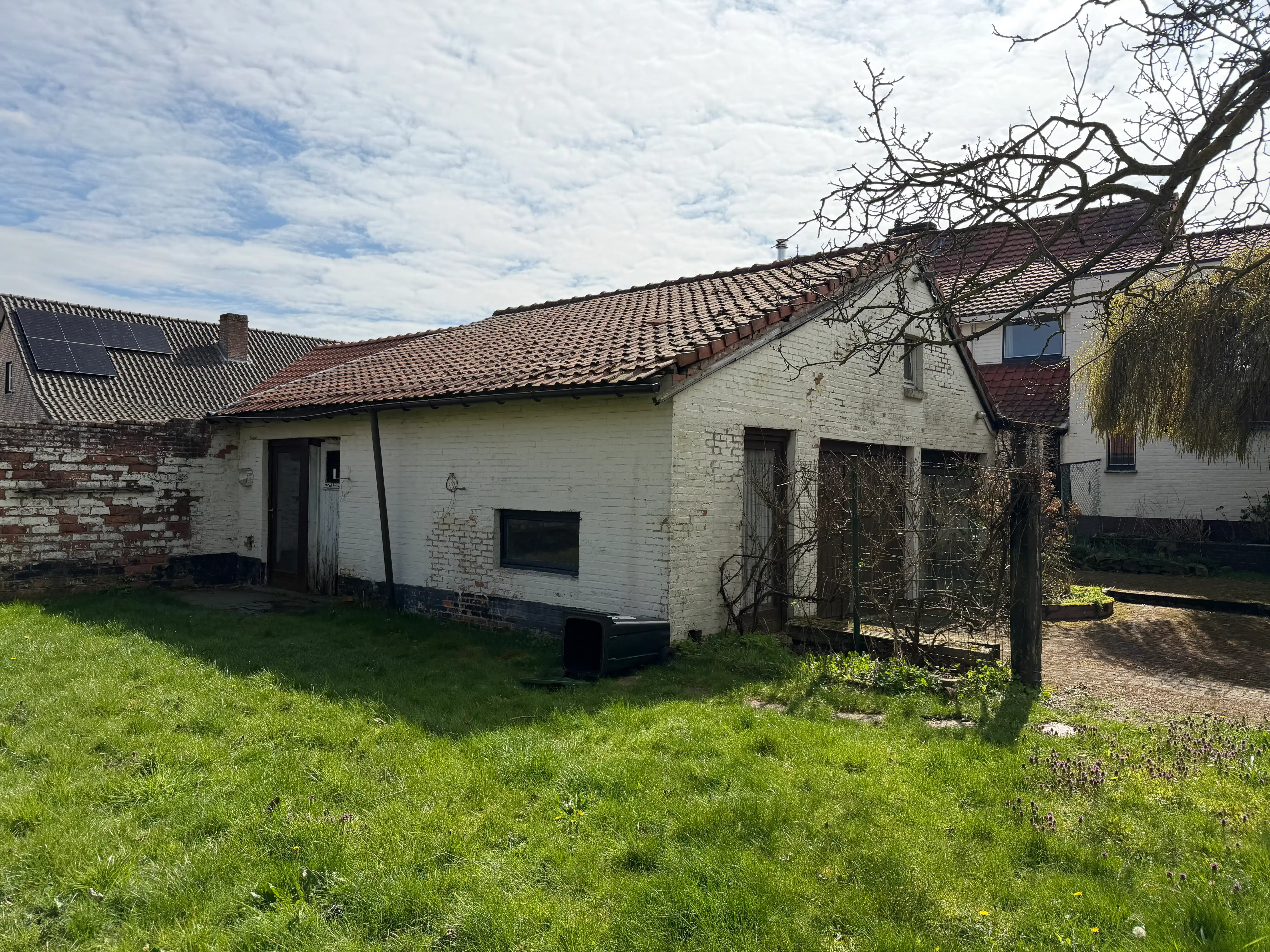 Genk, Craenevenne 16: Ruime, te renoveren woning met 5 slaapkamers op een perceel van 15 are in Boxbergheide foto 9