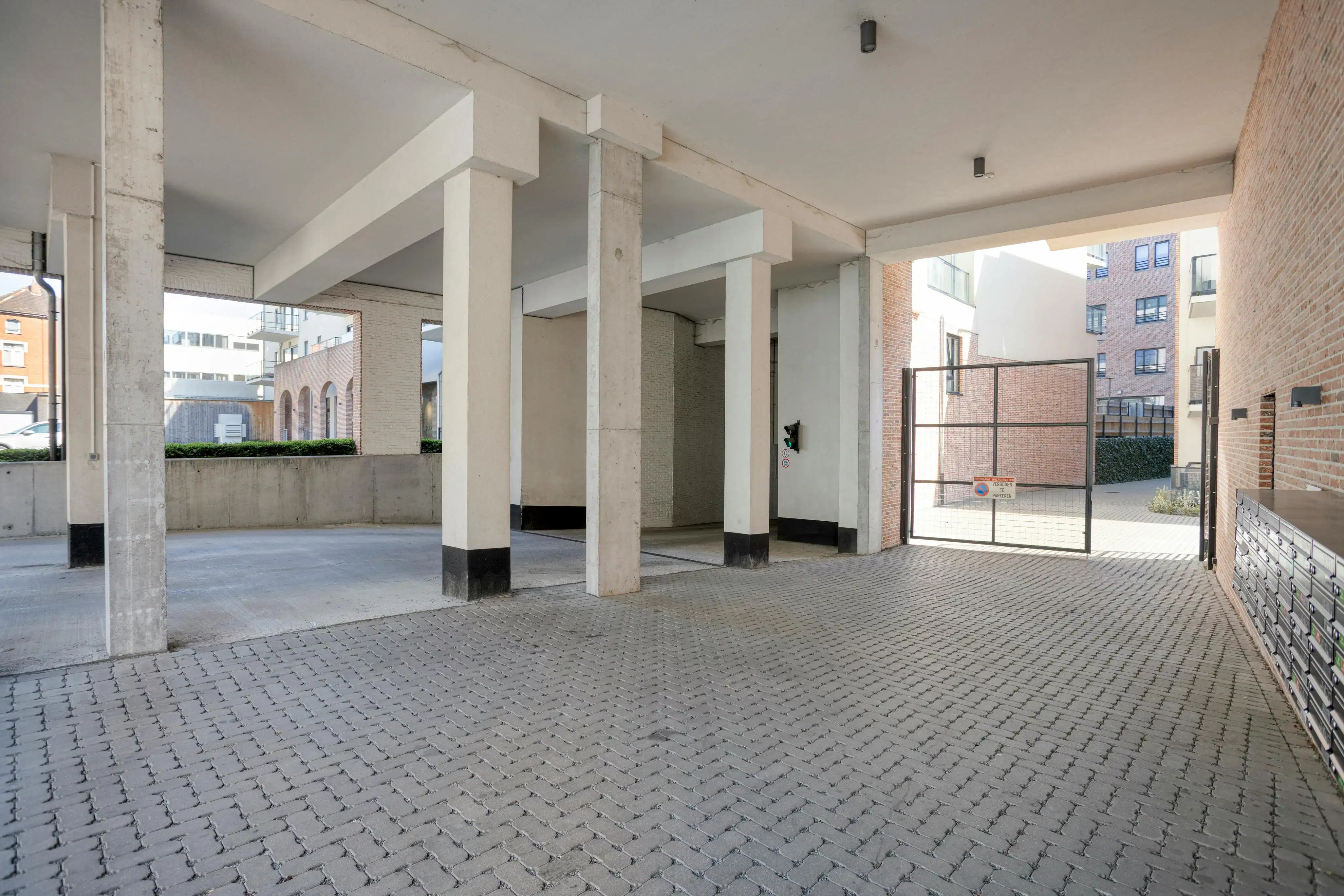 Appartement met één slaapkamer en tuin in centrum Vilvoorde foto 17