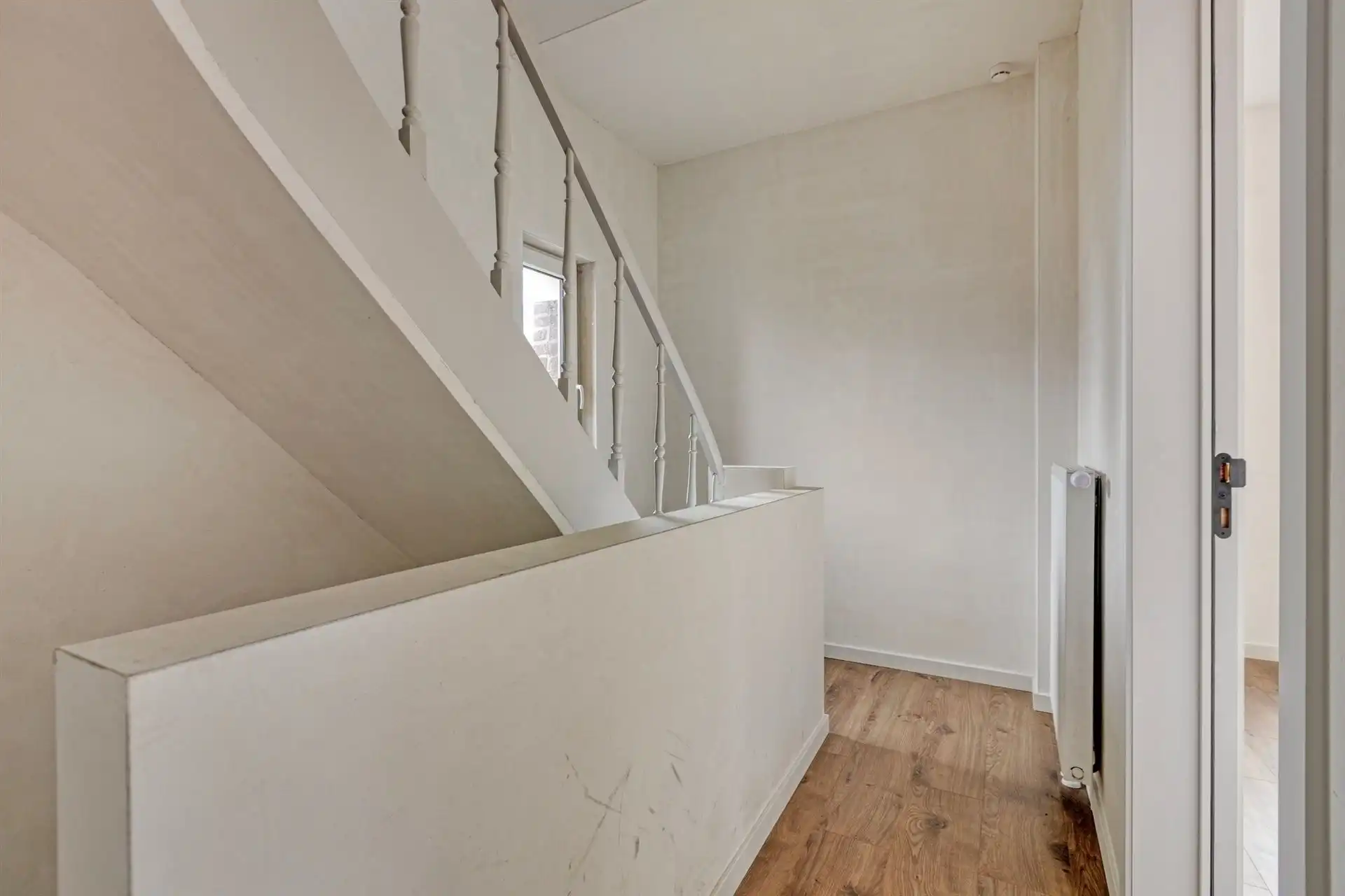 Gerenoveerde mijnwerkerswoning Louis Mercierlaan 15, Maasmechelen foto 21