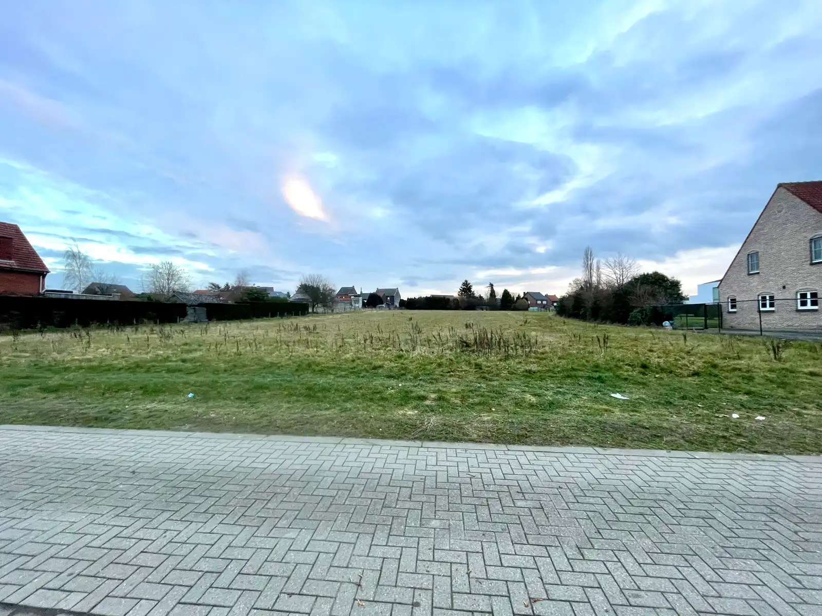 Bouwgrond voor open bebouwing. foto {{pictureIndex}}