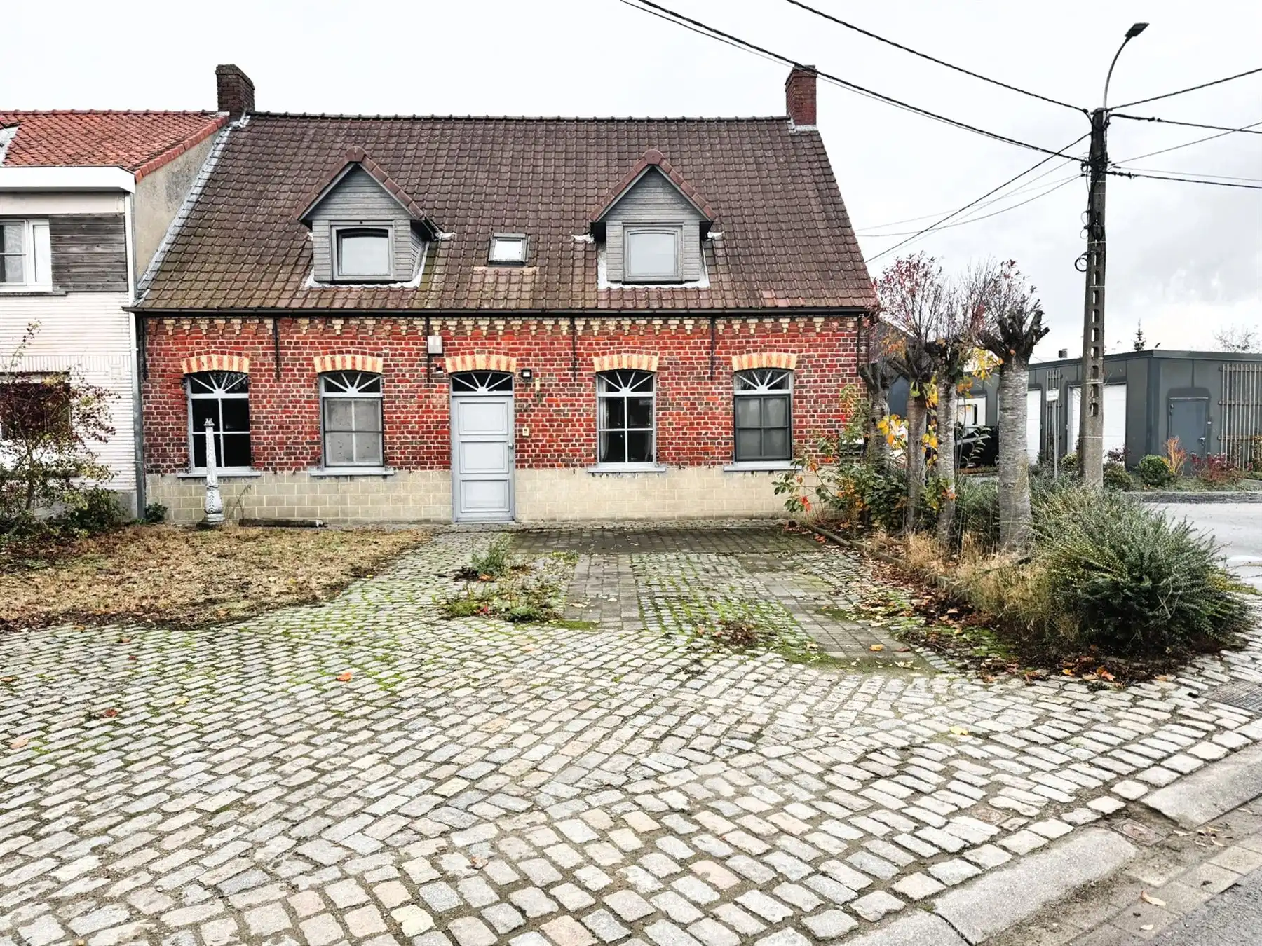 Hoofdfoto van de publicatie: Landelijke woning met 5 slaapkamers - geen renovatie plicht - Deelgemeente Otegem