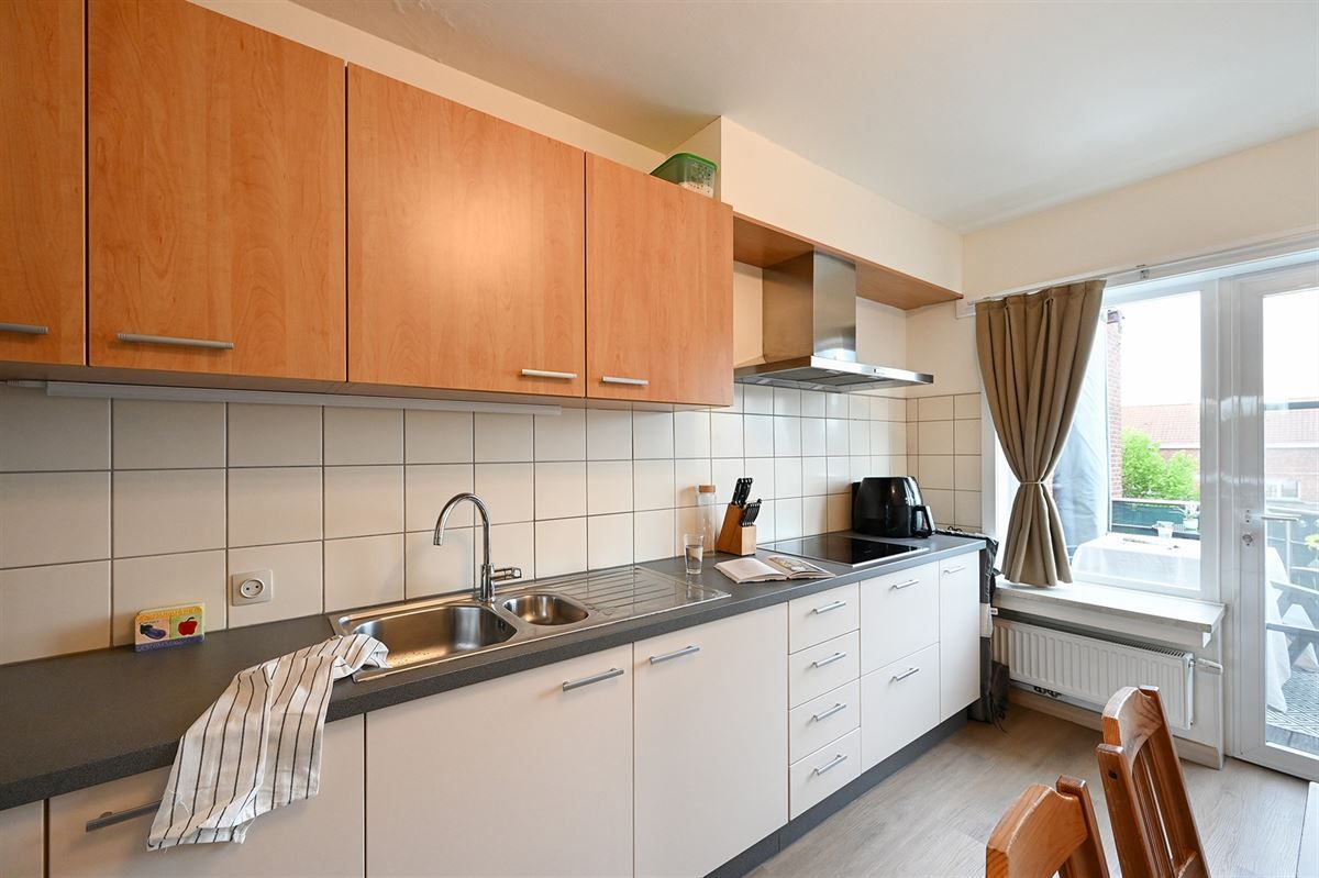 ruim en lichtrijk appartement nabij het centrum van Duffel foto 8