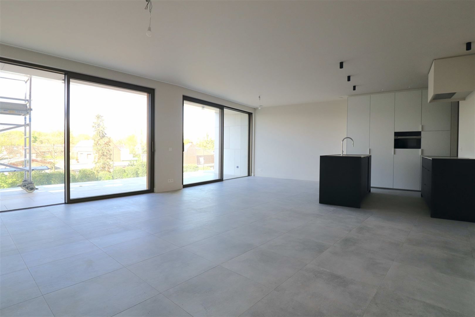 Luxe nieuwbouwappartement met terrassen foto 10
