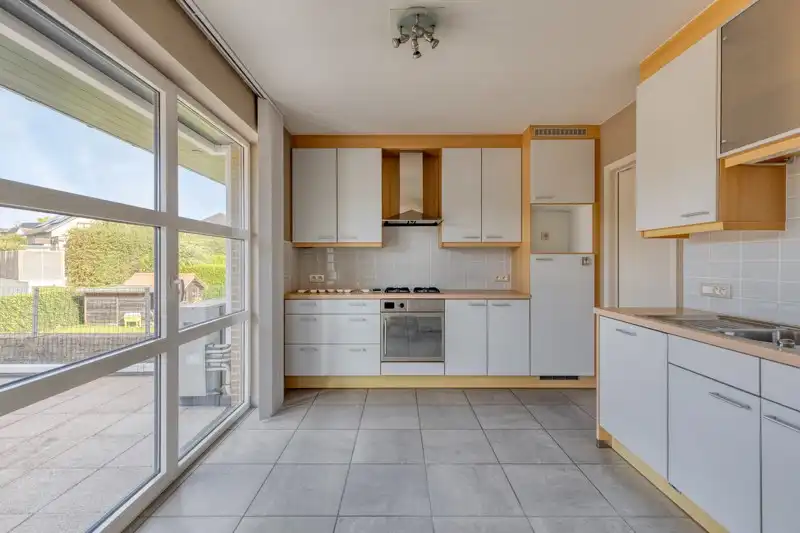 Polyvalente kantoorruimte met 3 slaapkamer appartement TE KOOP in Tielt! foto 25