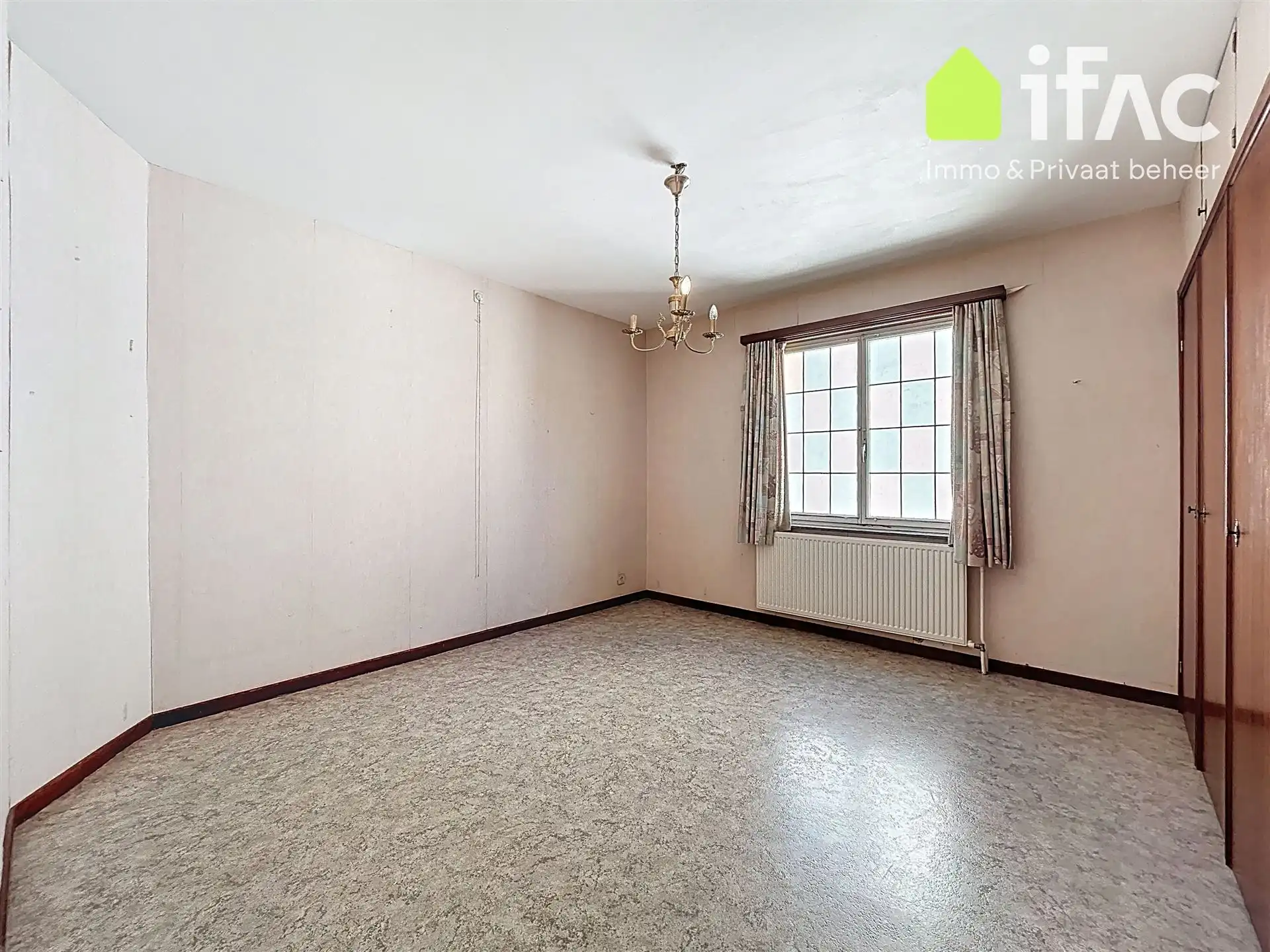 Uitstekend gelegen halfopen bebouwing met 3 slaapkamers foto 16