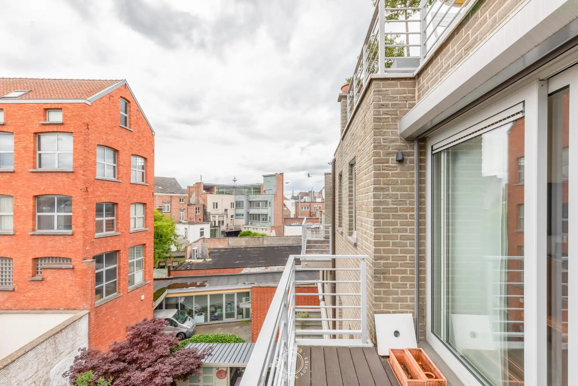 Zeer verzorgd interessant 3 slaapkamer appartement met autostaanplaats foto 21