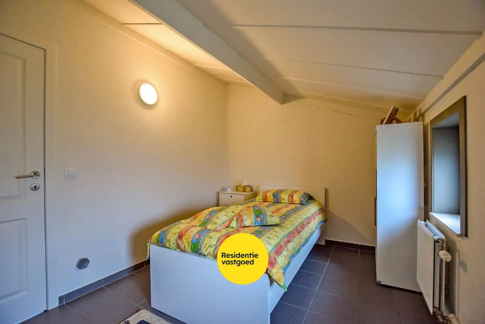 Prachtig onderhouden vakantiewoning (type vissershuis) met 3 slaapkamers en privé-parkeerplaats te Oostduinkerke.  foto 11