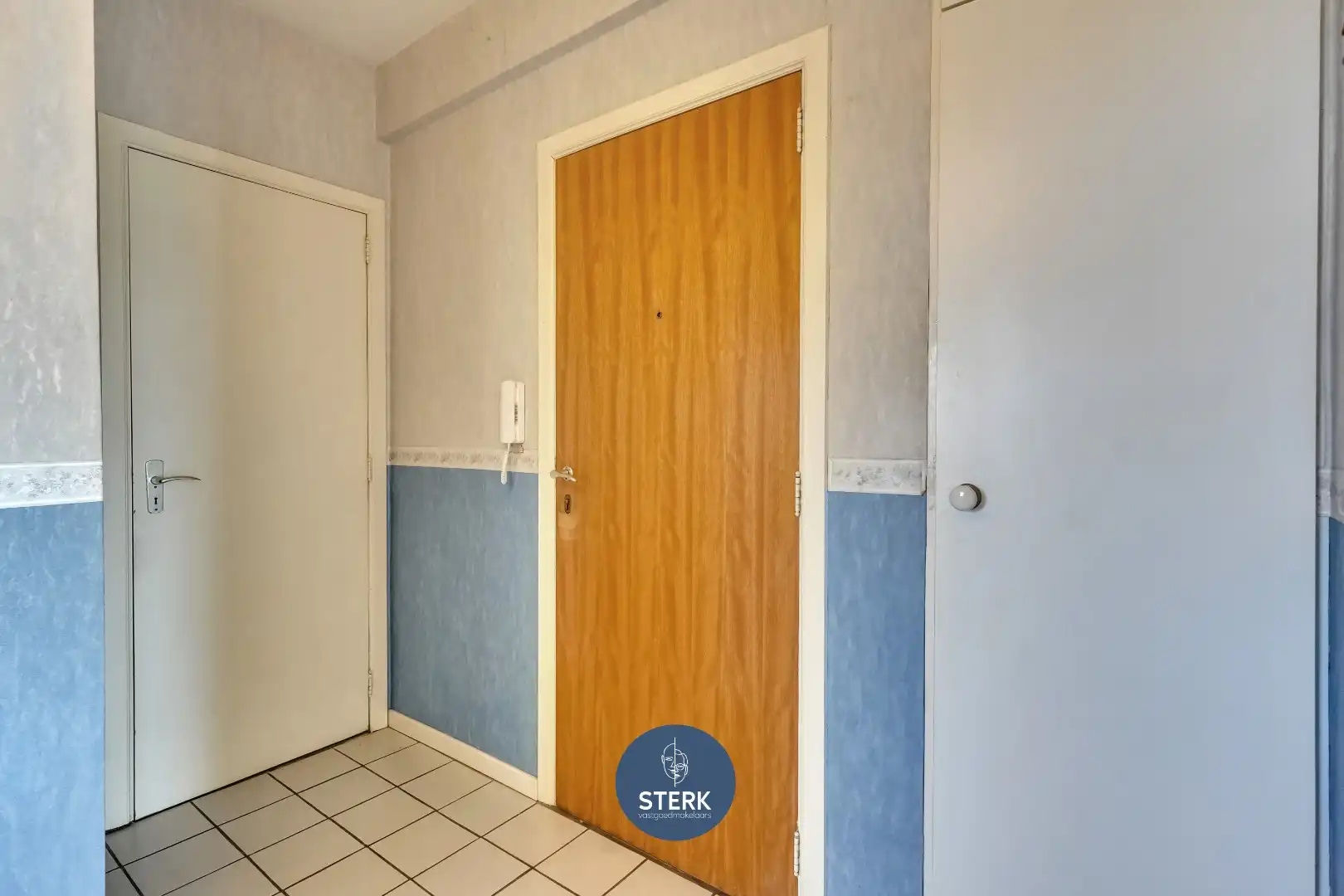 APPARTEMENT MET EPC LABEL B IN HET CENTRUM VAN LANAKEN !  foto 5