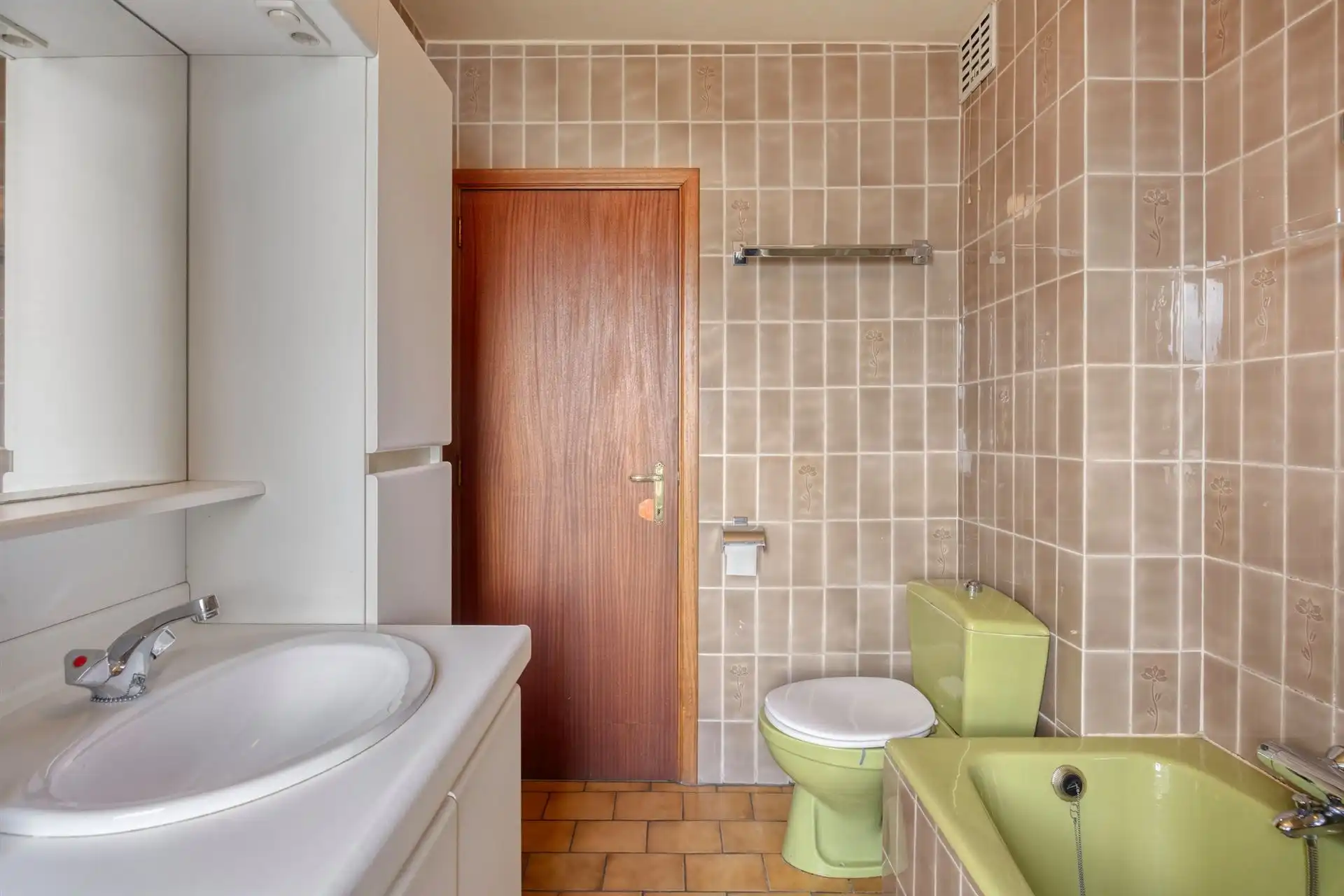 HOB bel-étage van 193m² met drie slpk's en ruime tuin! foto 17
