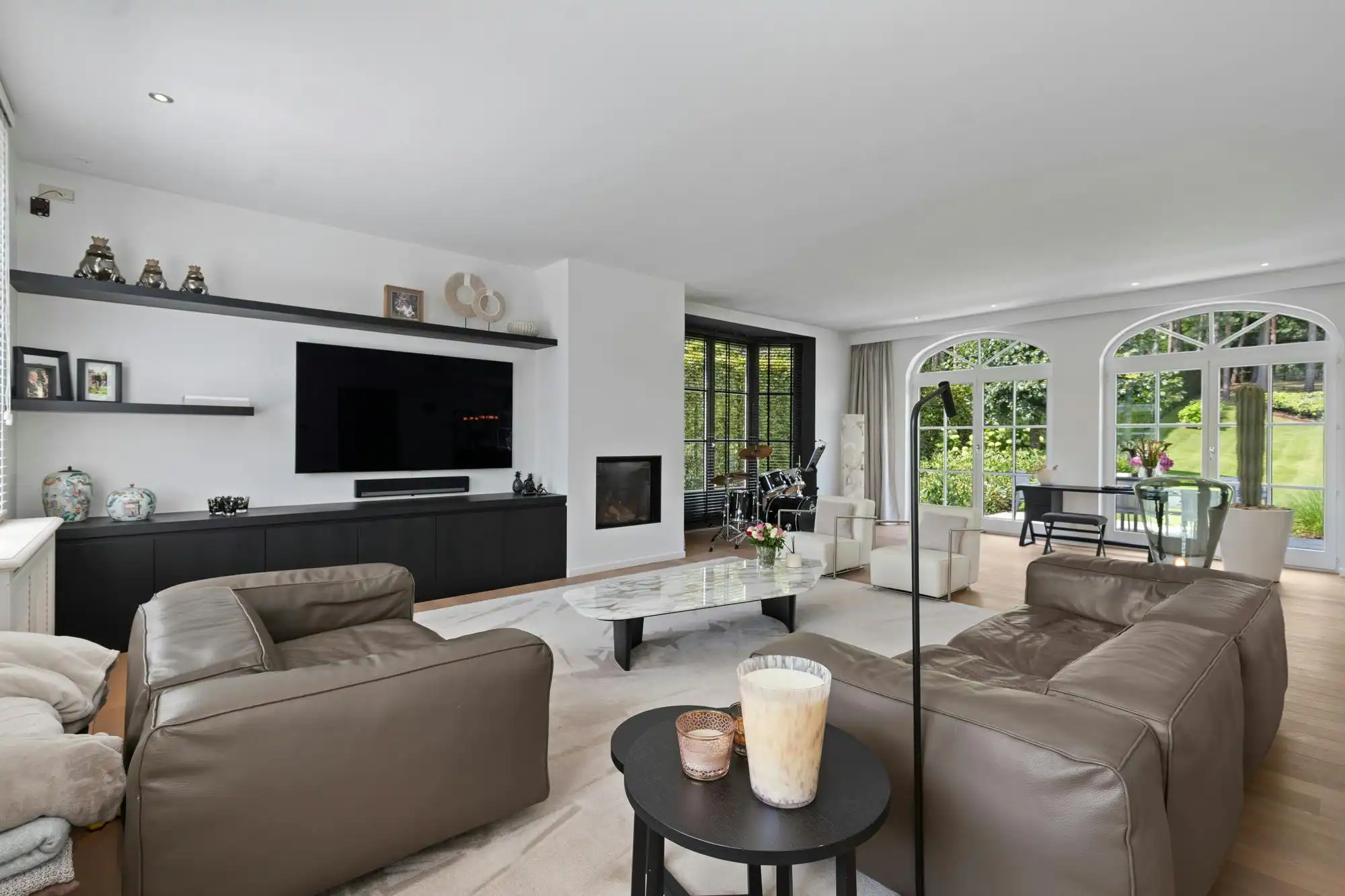 luxueuze villa op perceel van 2000m² te koop in Herentals foto 3
