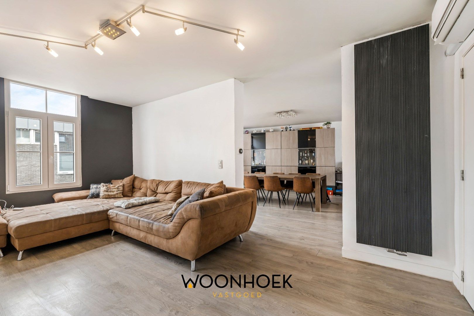 Exclusieve herenwoning residentiëel gelegen in centrum foto 2