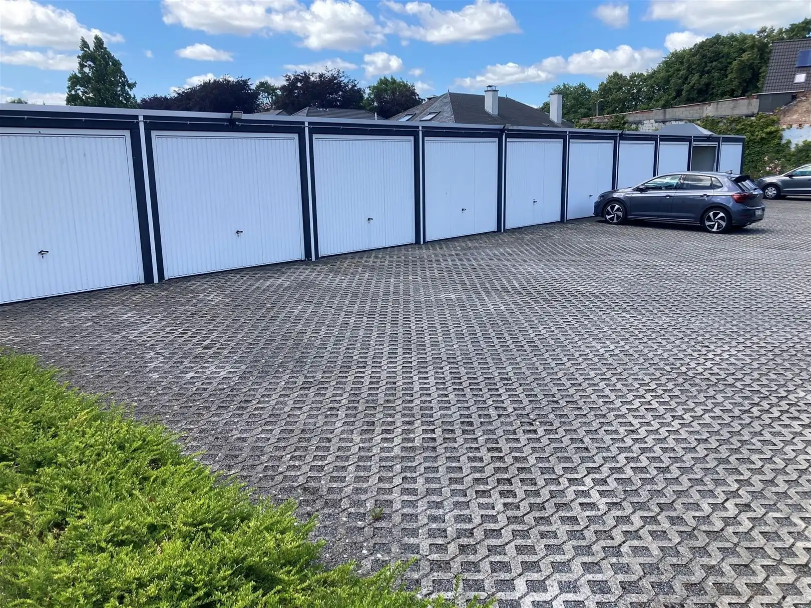 Modern gelijkvloersappartement + tuin & garage op toplocatie foto 15