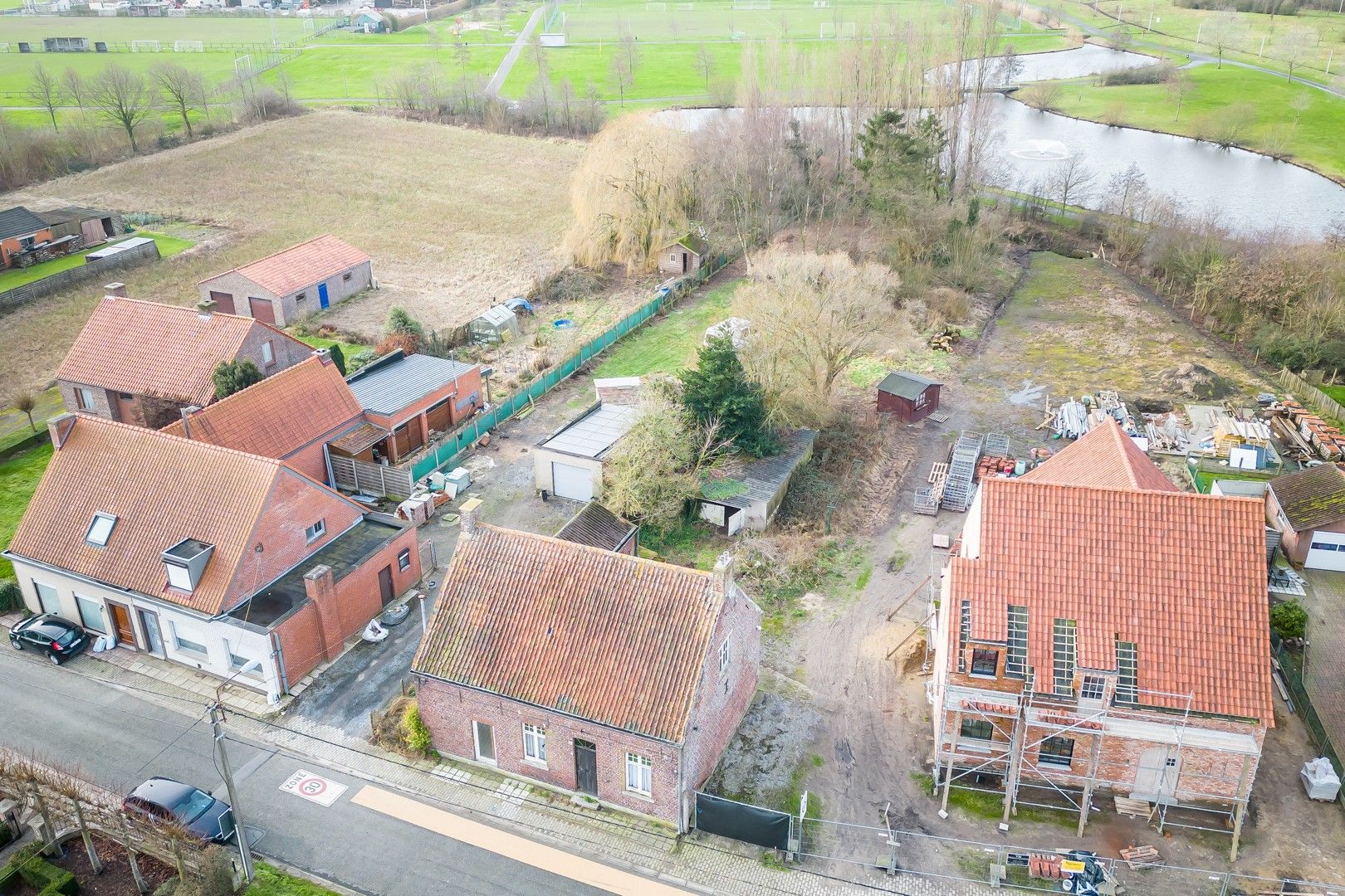 Bouwgrond nabij centrum Wingene (1% registratierechten mogelijk) foto 3