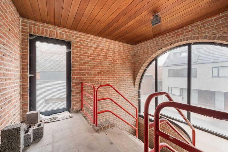 Centrum Roeselare - Bedrijfsgebouw met woongelegenheid en garage foto 22