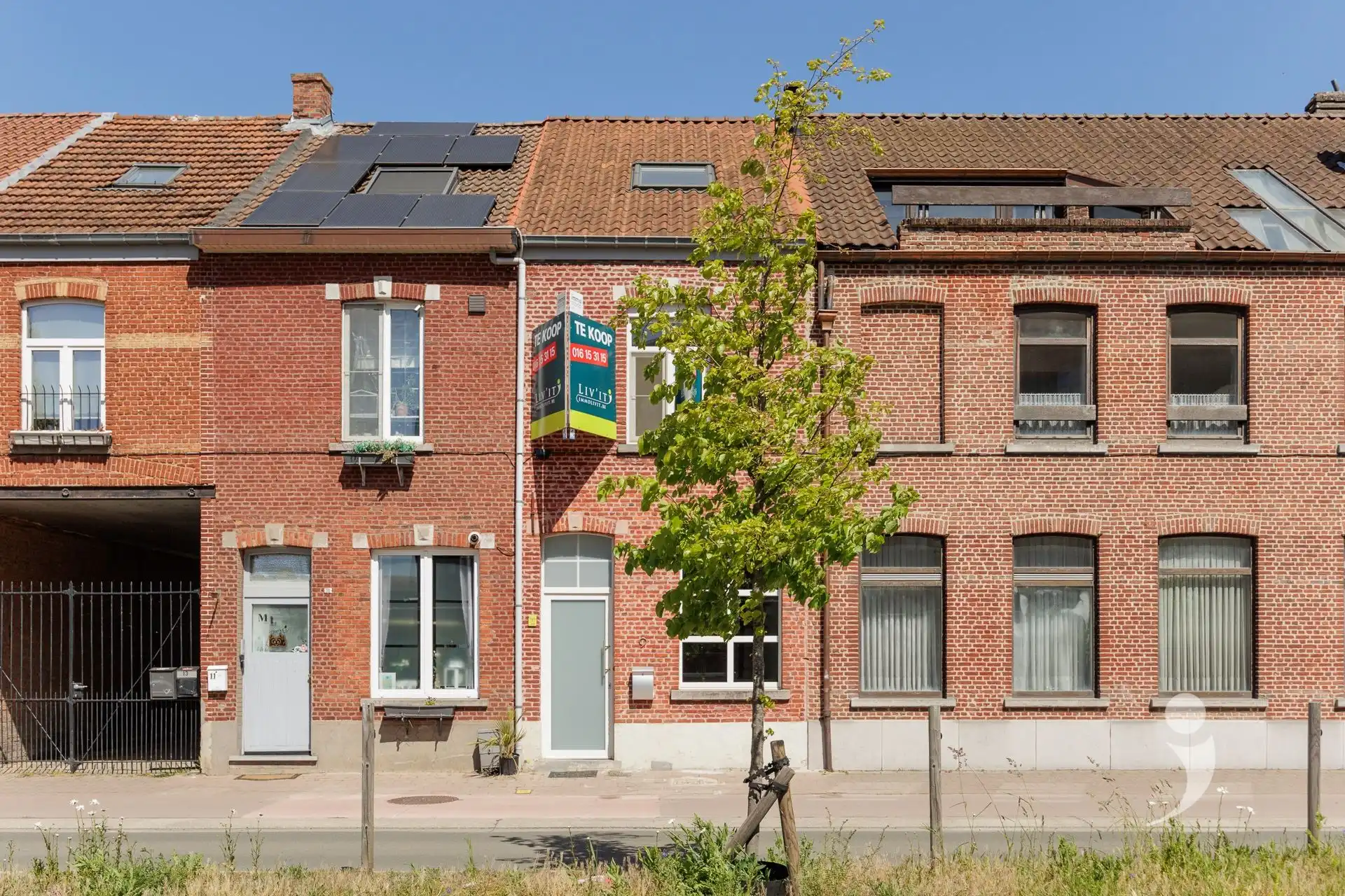 Prachtig gerenoveerde gezinswoning op een toplocatie foto 31