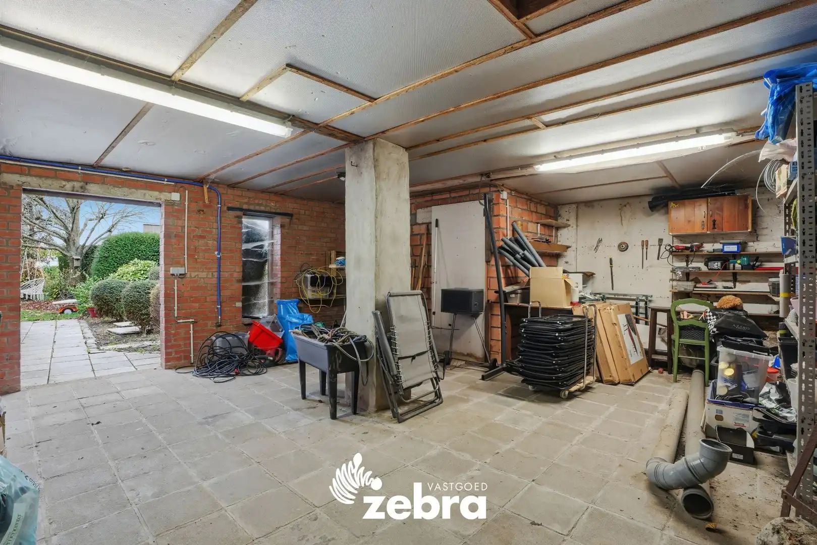 Ruime, energiezuinige woning met grote tuin, zwemvijver en schuur in Beveren aan de IJzer! foto 22