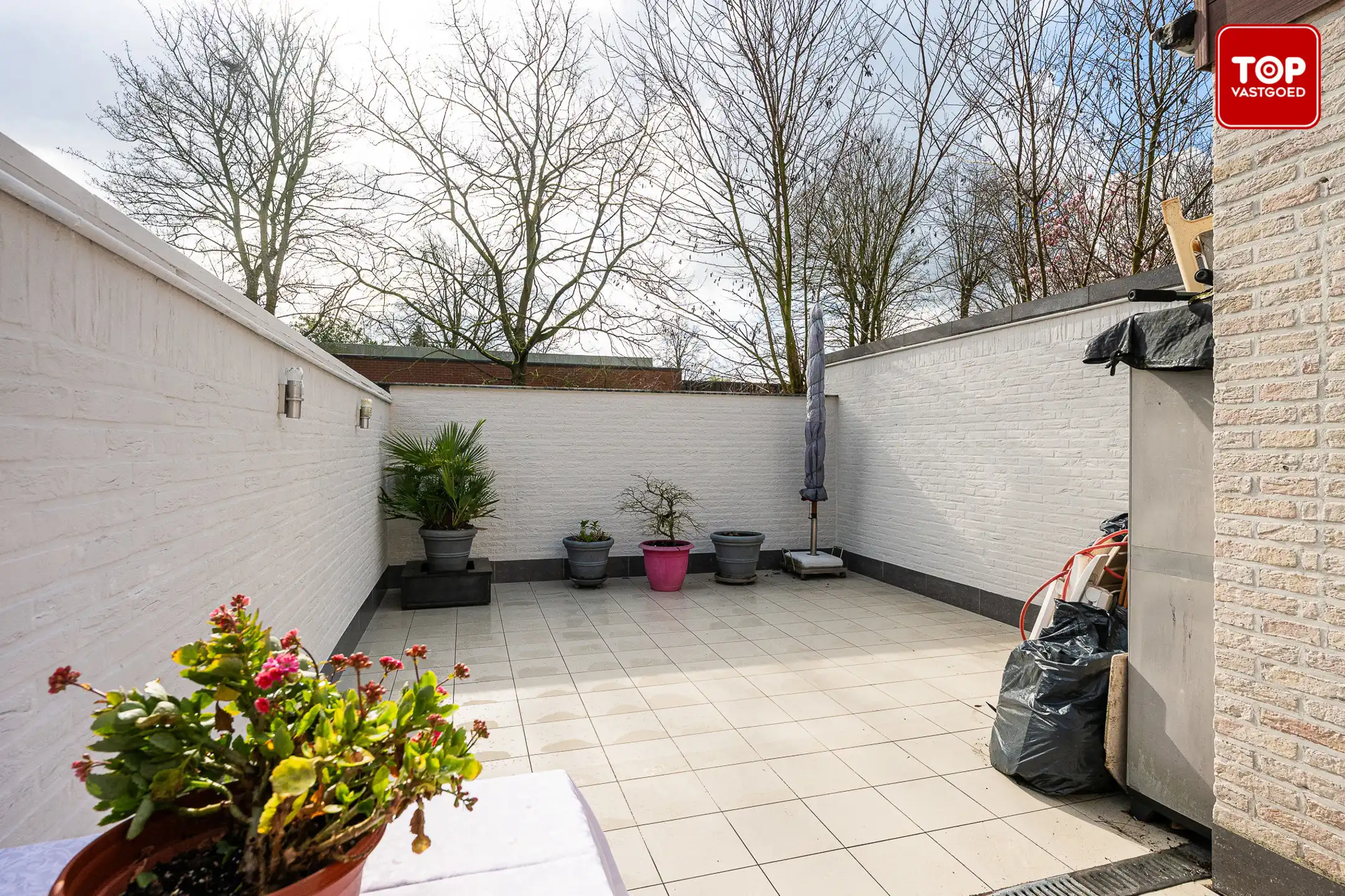 Instapklare woning met 3 slaapkamers en leuke buitenruimte.  foto 8