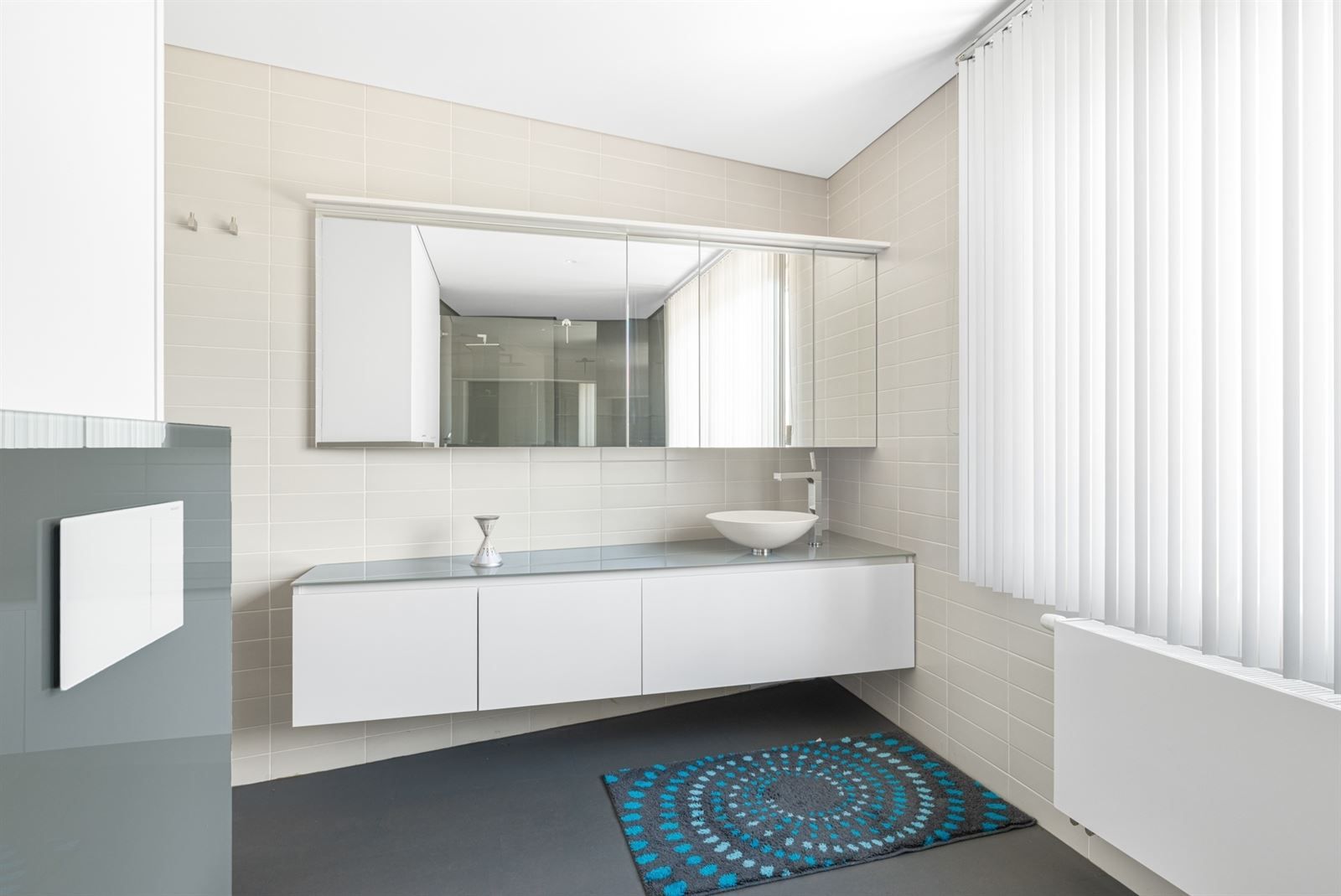 Instapklare woning met handelsruimte te Brakel! foto 14