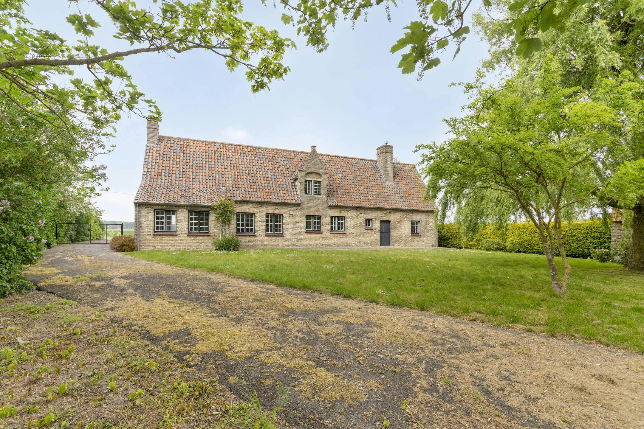 Idyllisch gelegen huis langs de Oude Sluissedijk te Damme foto 10