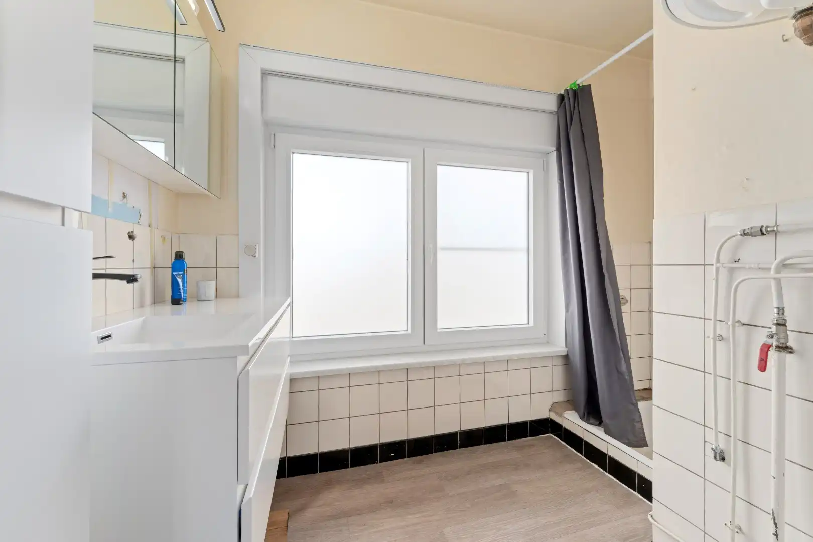 Gezinswoning met zonnige tuin in Beernem foto 15