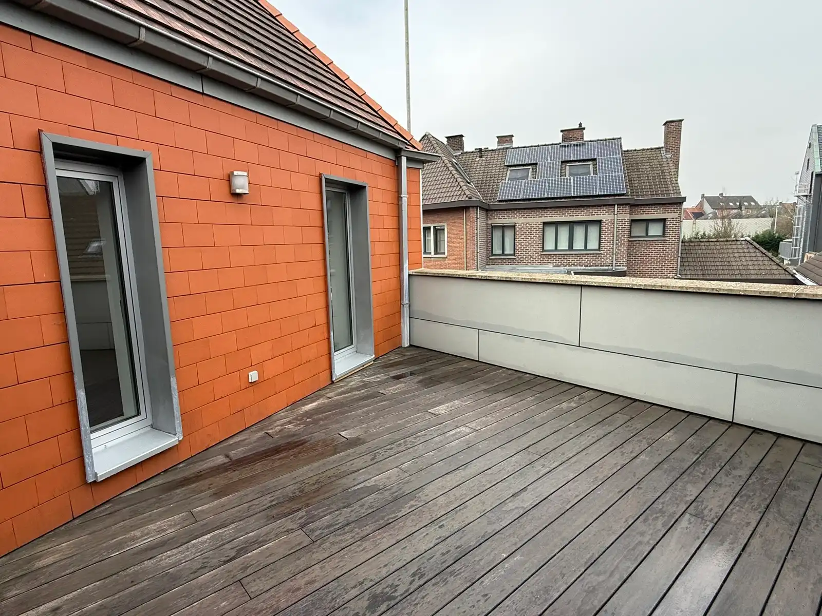  Polyvalente kantoorruimte en 2 appartementen foto 31