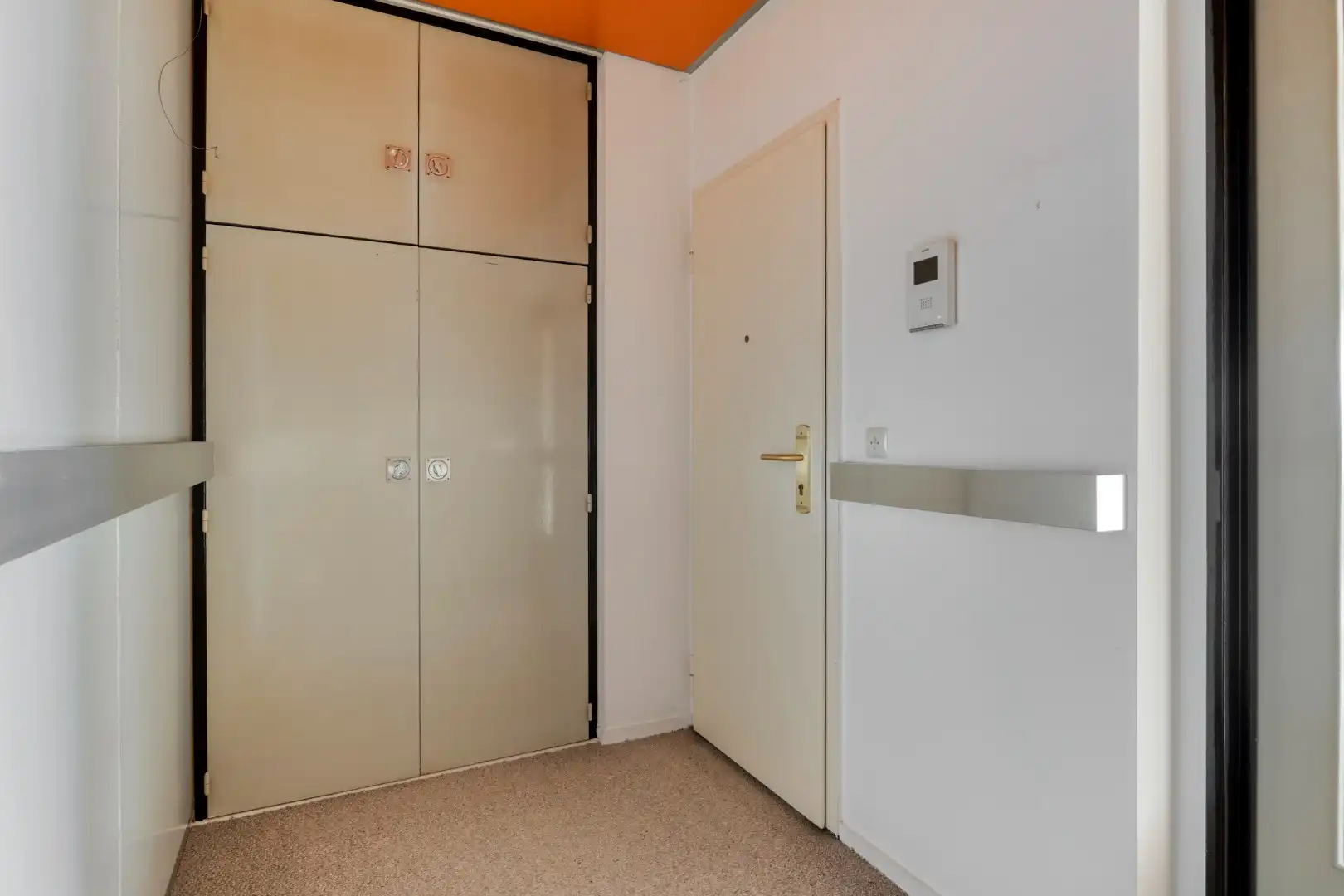 Comfortabel 2 slpk-appartement met autostnplts foto 6