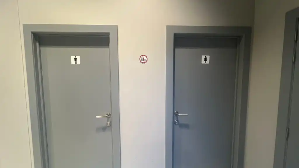 Magazijn te huur in de Heikensstraat in Zele foto 8