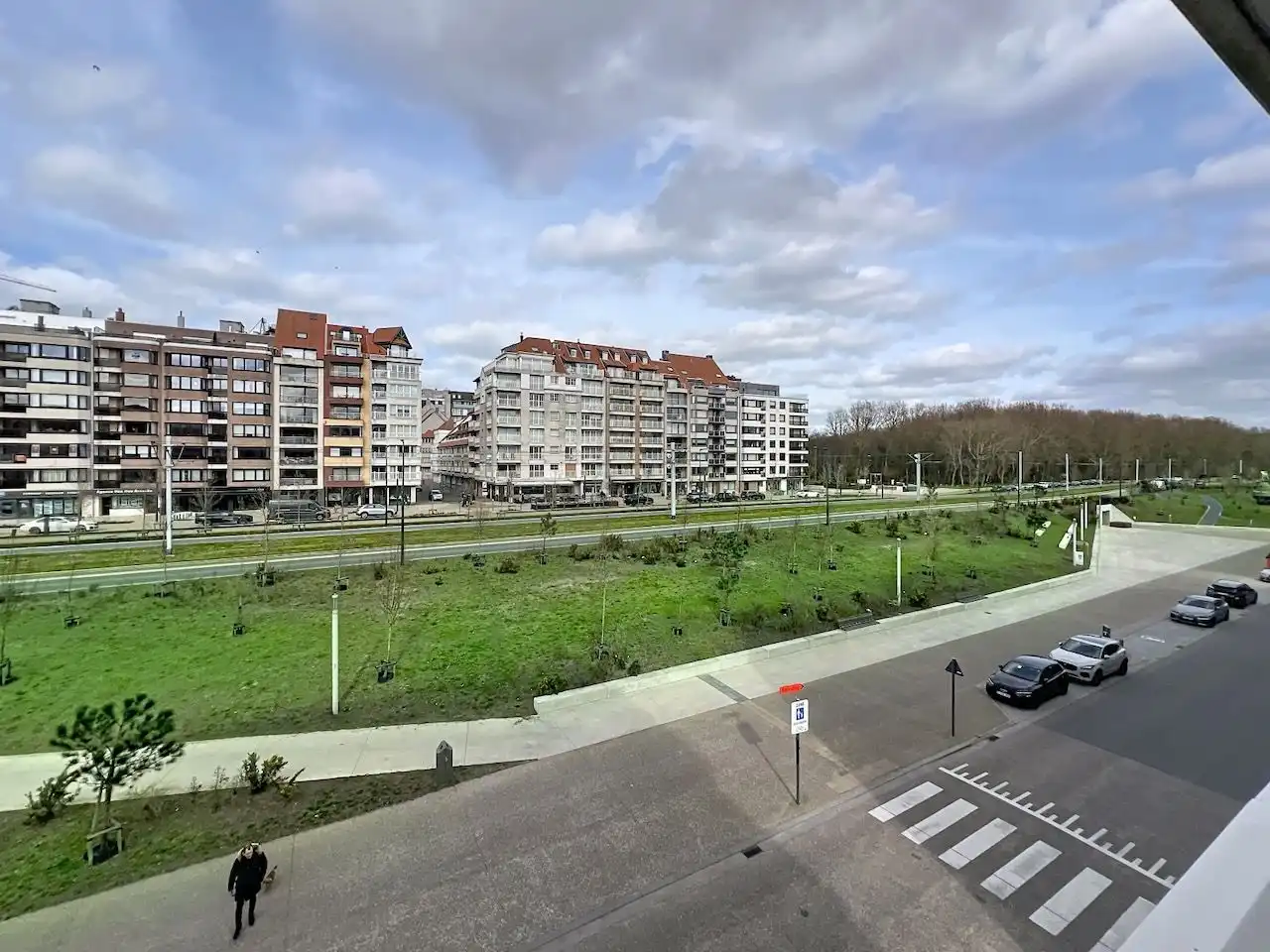 Recent hoekappartement met open zicht gelegen in de Knokkestraat. foto 11