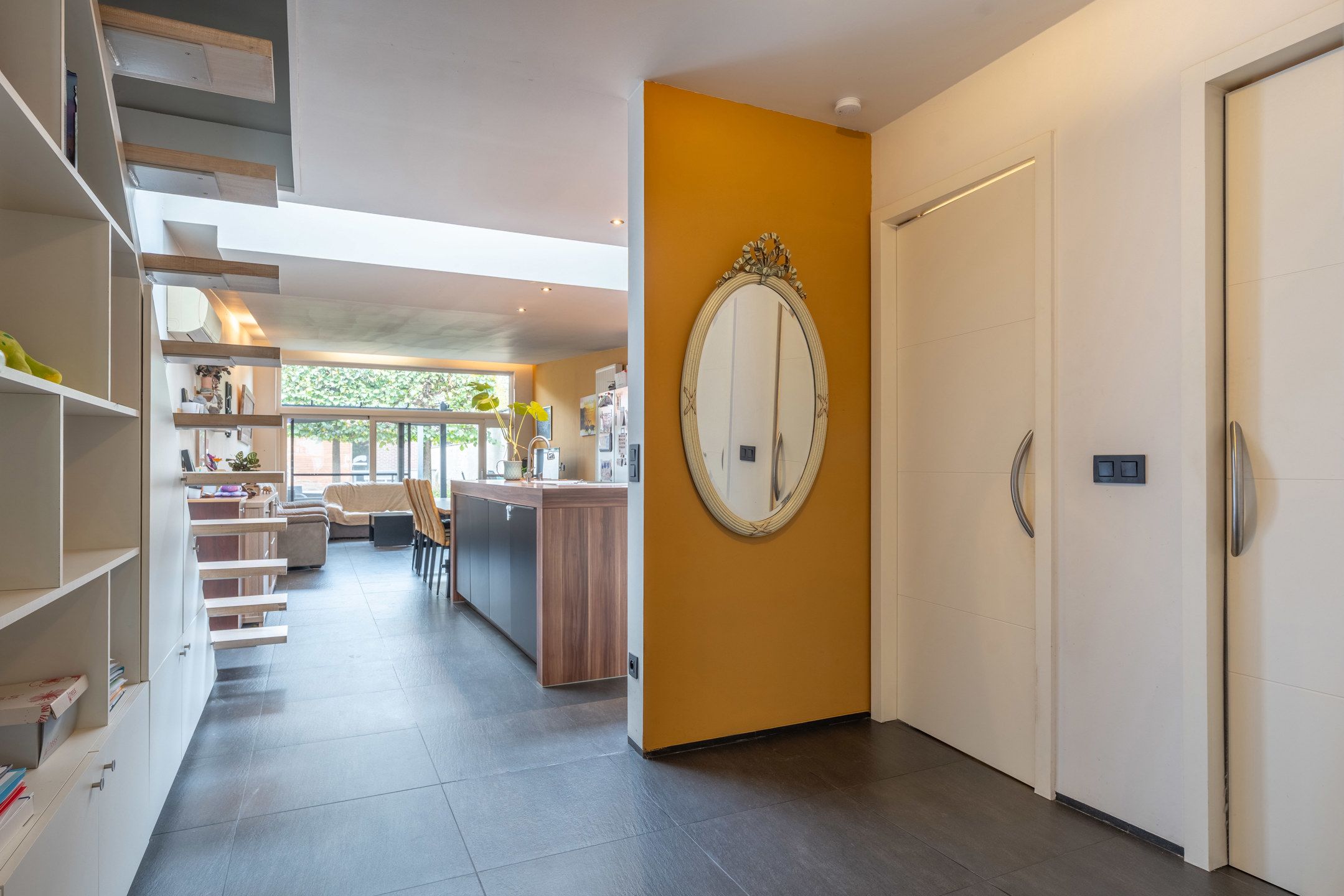 Instapklare 3slpk woning met tuin en garage te Turnhout. foto 4