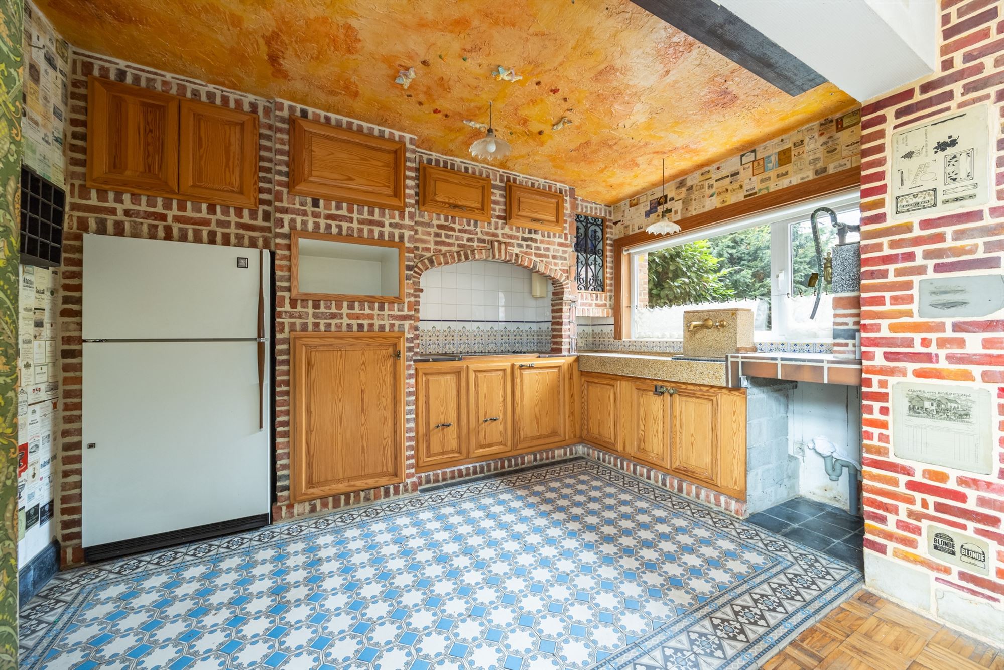 Lichtrijk op te frissen woning op 11a60ca foto 8