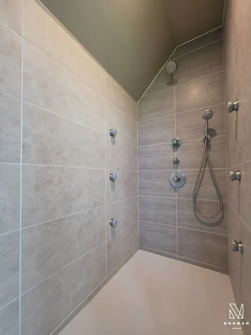 Prachtig domein met luxueuze instapklare villa, grote tuin en landbouwgrond in Hulste foto 29