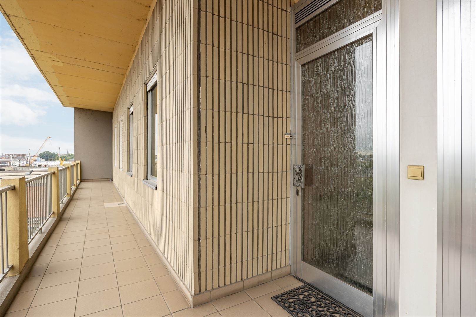Dakappartement met twee slaapkamers en terras foto 17