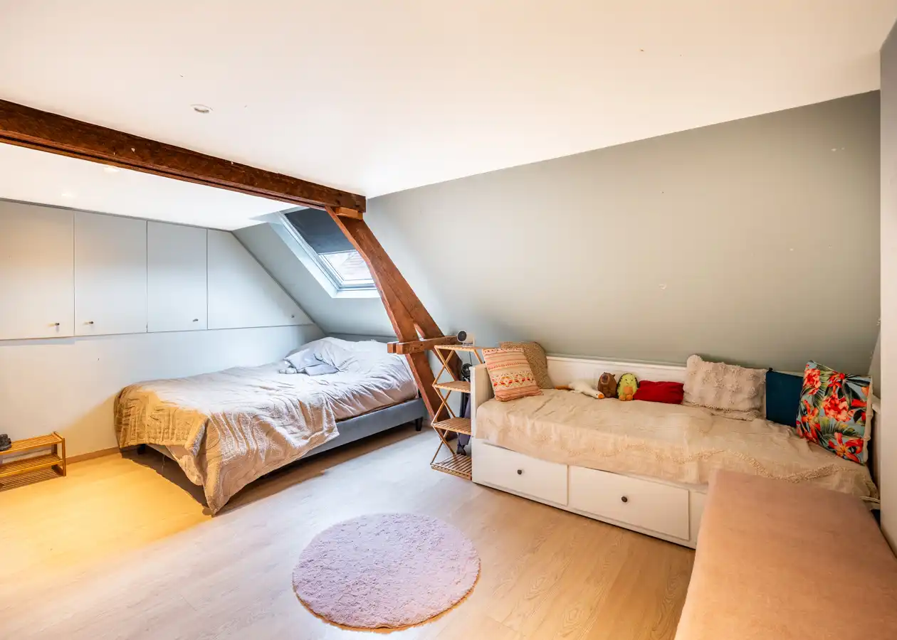 Gerenevoorde woning met 4 slaapkamers en zonnige tuin foto 14