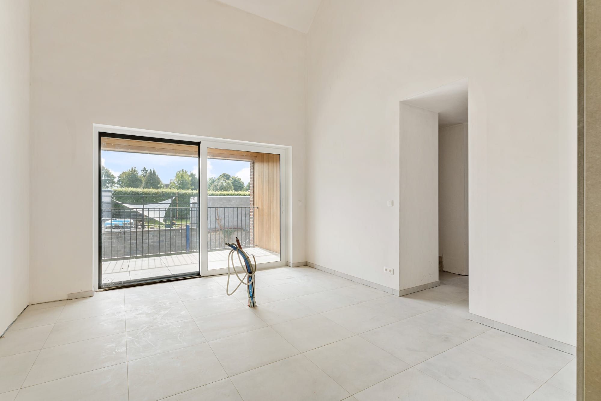 Totaalrenovatie: energiezuinig appartement met 2 slaapkamers in het centrum van Vlijtingen foto 3