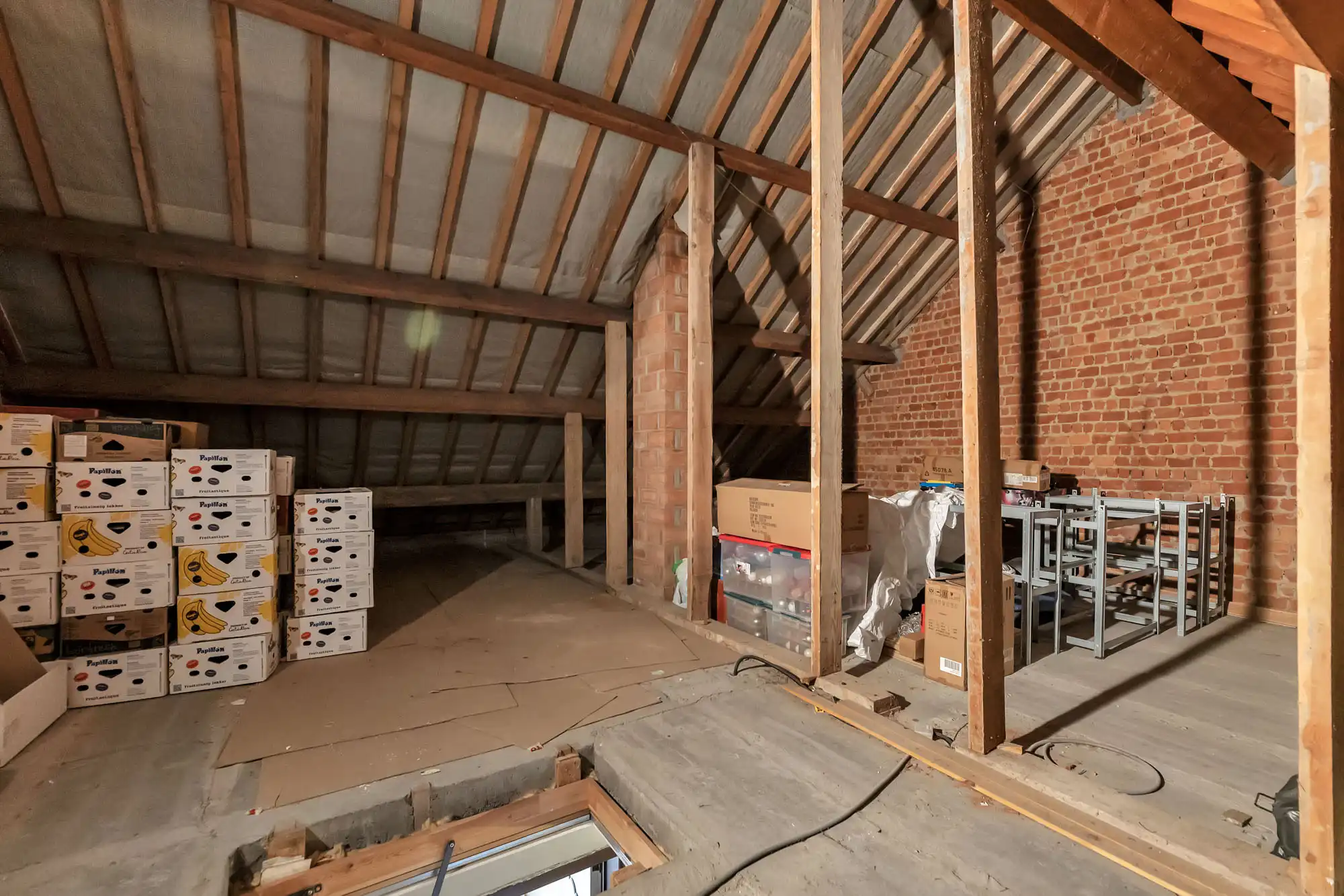 Gezellige gezinswoning met veranda, tuin en garage te koop foto 22