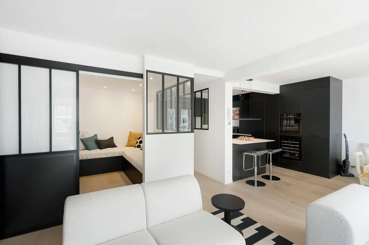 Stijlvol appartement op een mooie ligging in de Meerlaan, genietend van een aangenaam zijdelings uitzicht op zee en het Albertstrand. foto 11