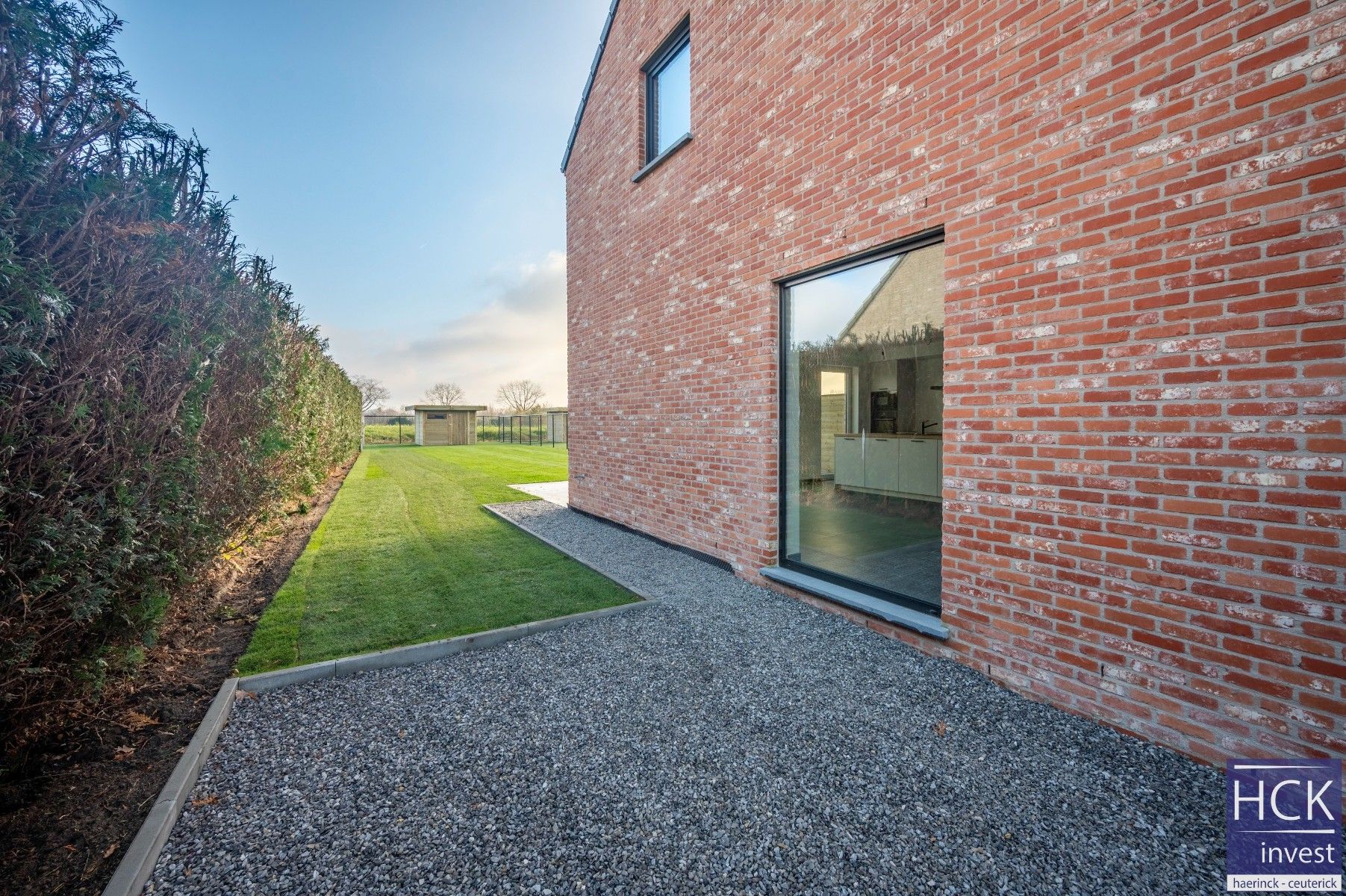 OUWEGEM - Landelijke nieuwbouwwoning met 3 SLPK. op topligging! foto 3