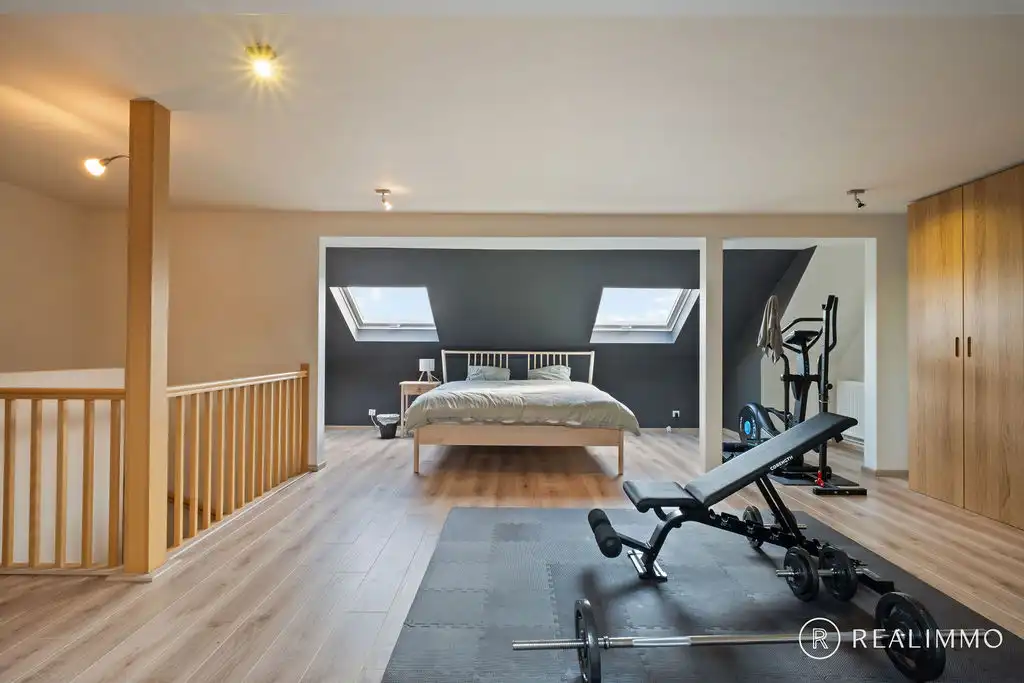 Recente opbrengsteigendom te Tiegem! foto 6