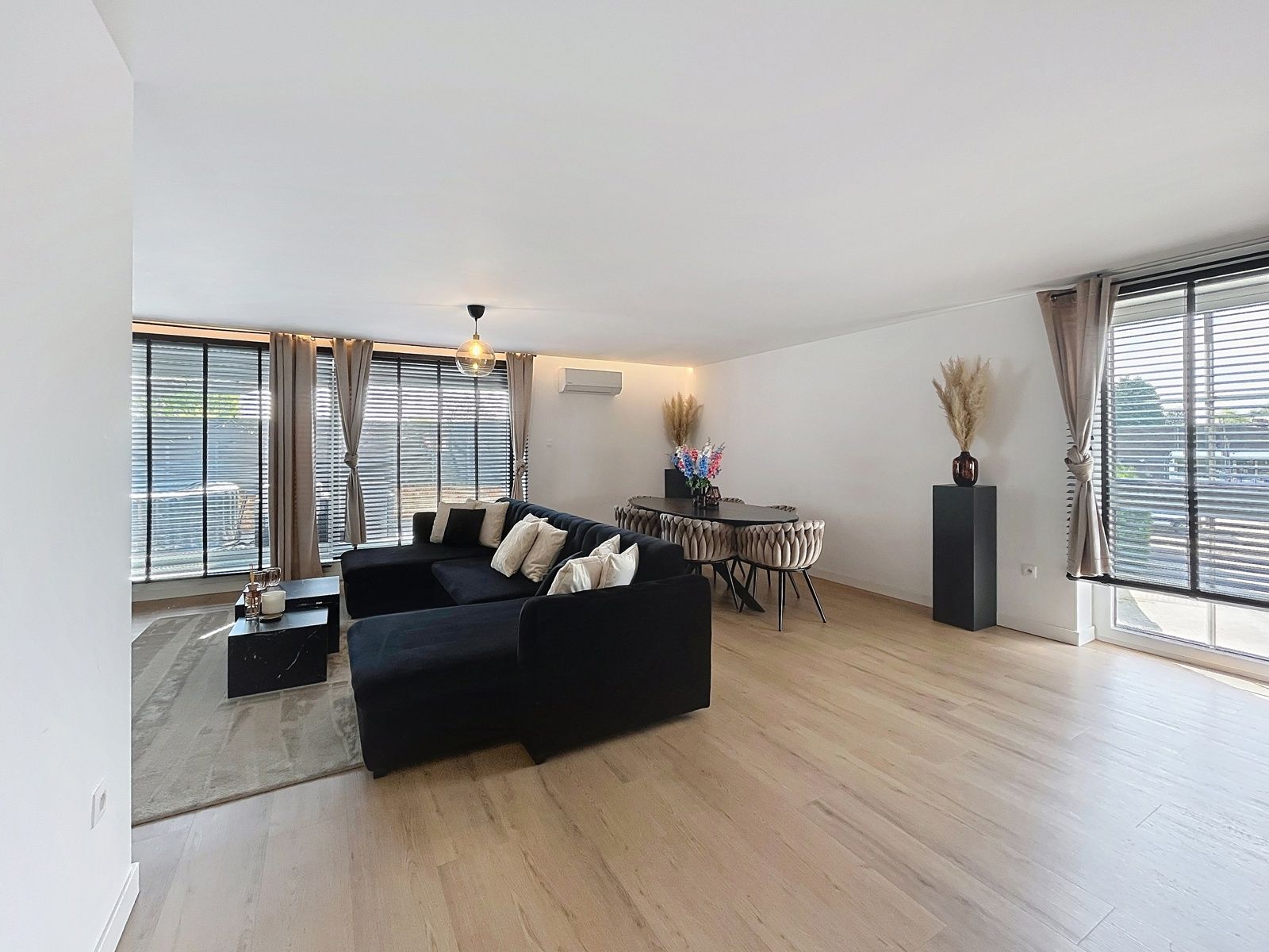 Luxueuze duplex met 4 slpk. en terras in Geistingen.  foto 3