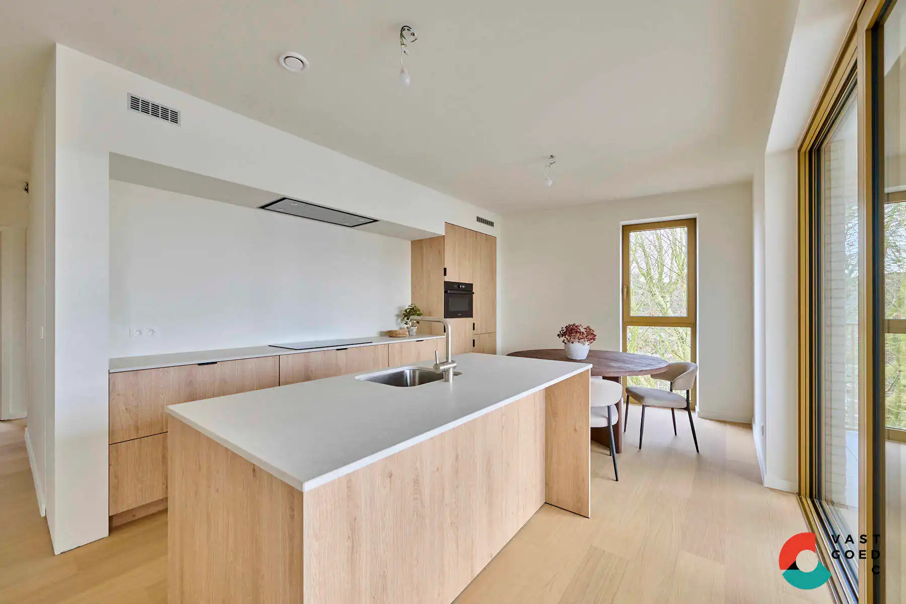 Instapklaar nieuwbouwappartement in het centrum foto 4