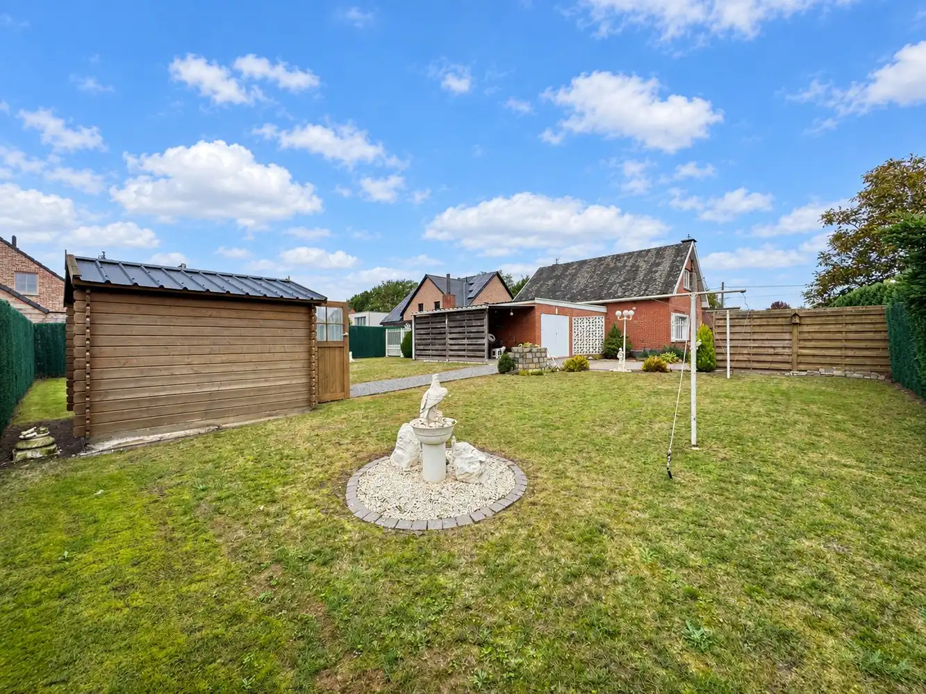 Vrijstaande woning op een mooi perceel van 9a72 in Koersel foto 17